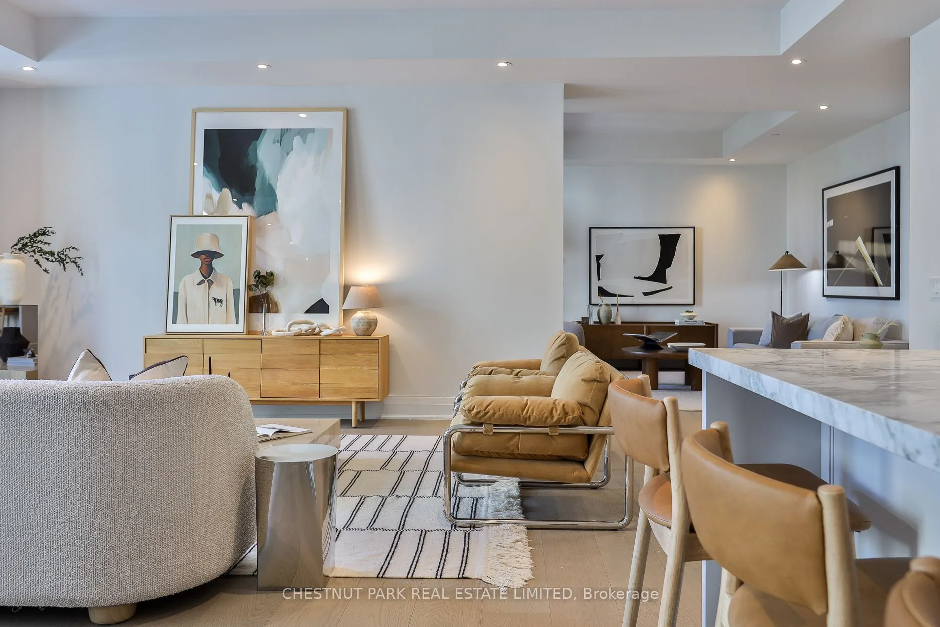 10 Prince Arthur Avenue #404