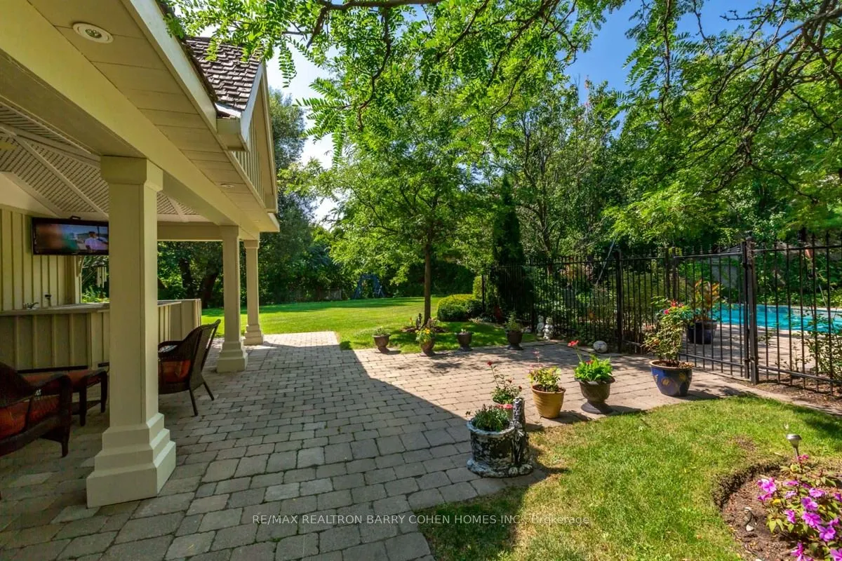 17 Bayview Ridge
