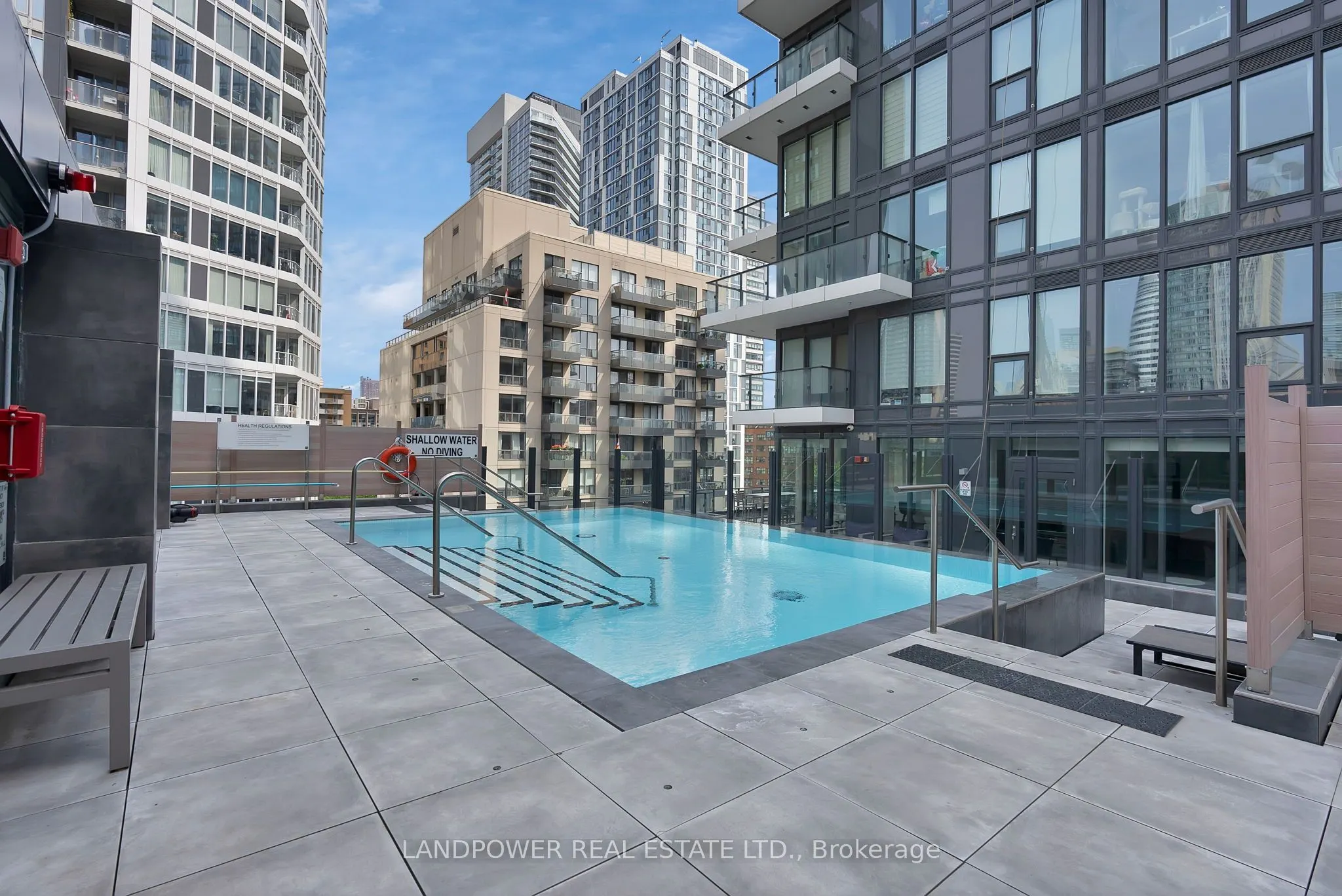 77 Shuter Street #2501