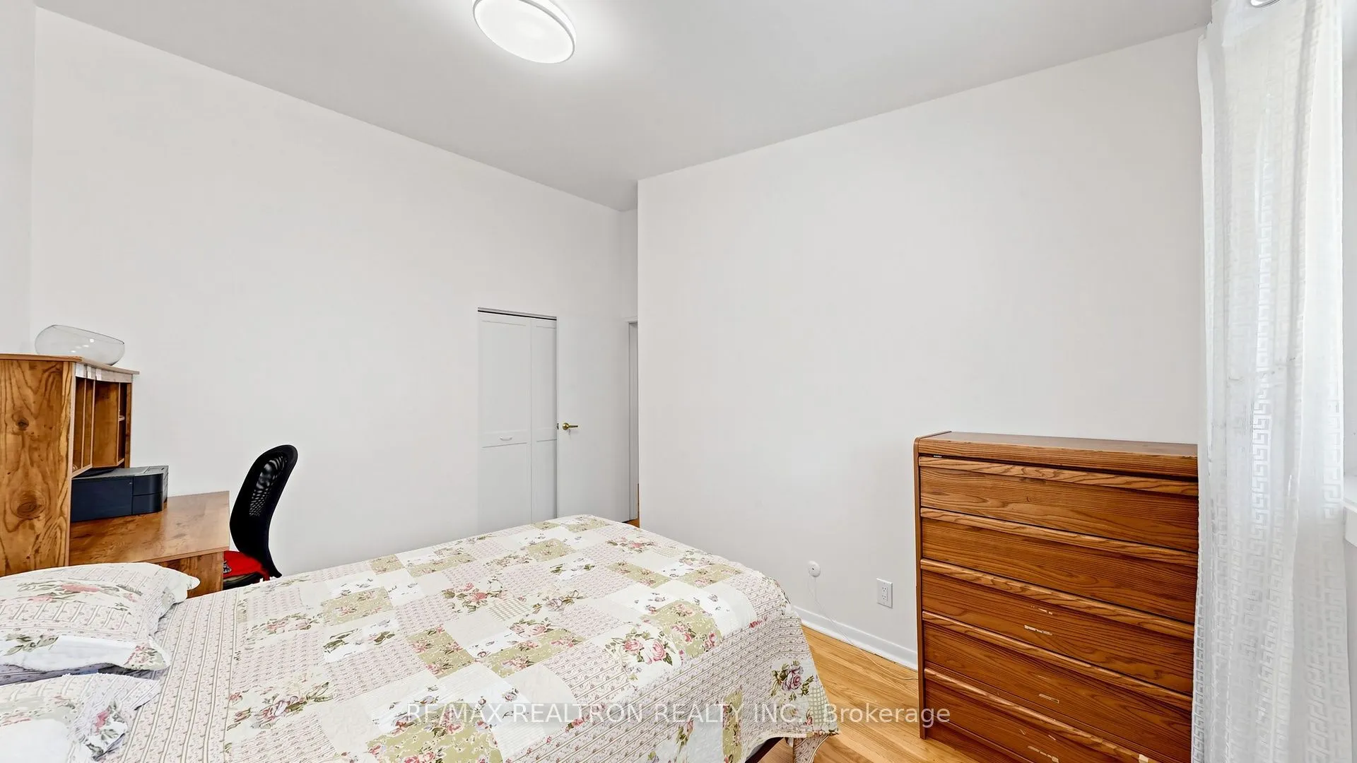 10 Esterbrooke Avenue #59