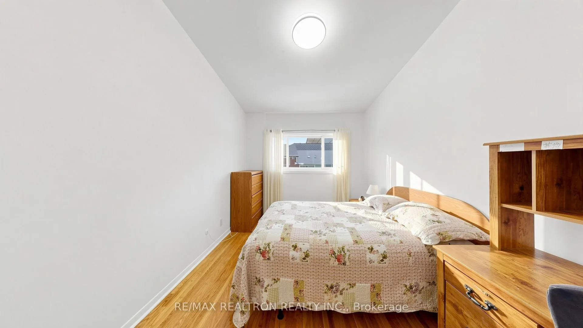 10 Esterbrooke Avenue #59