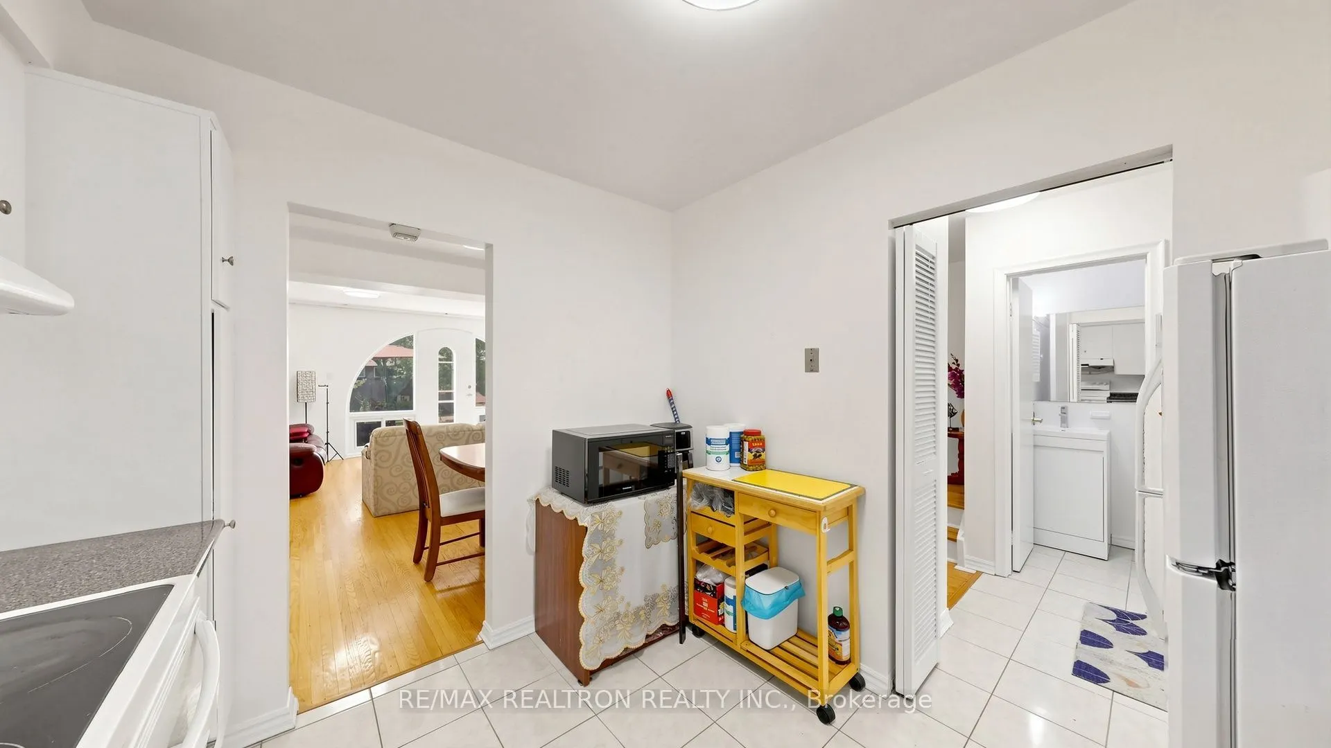 10 Esterbrooke Avenue #59
