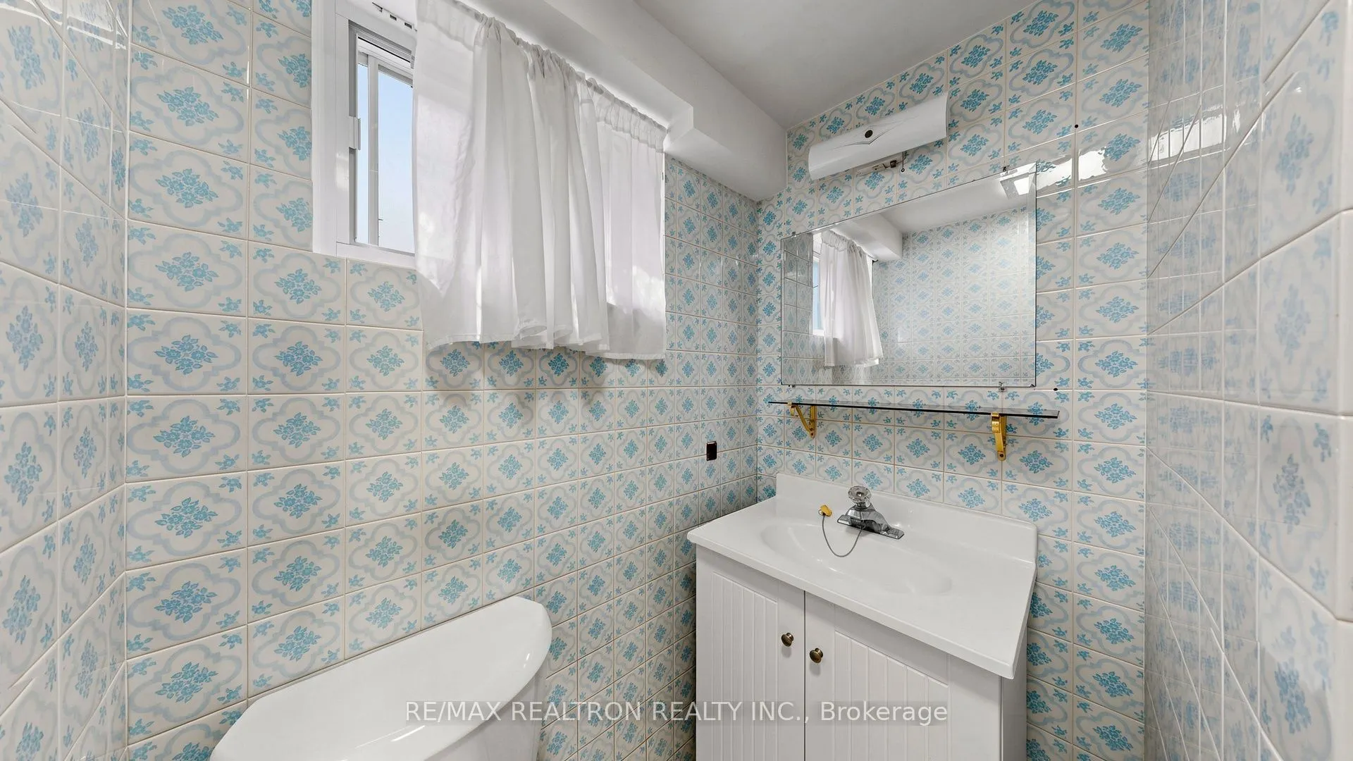 10 Esterbrooke Avenue #59