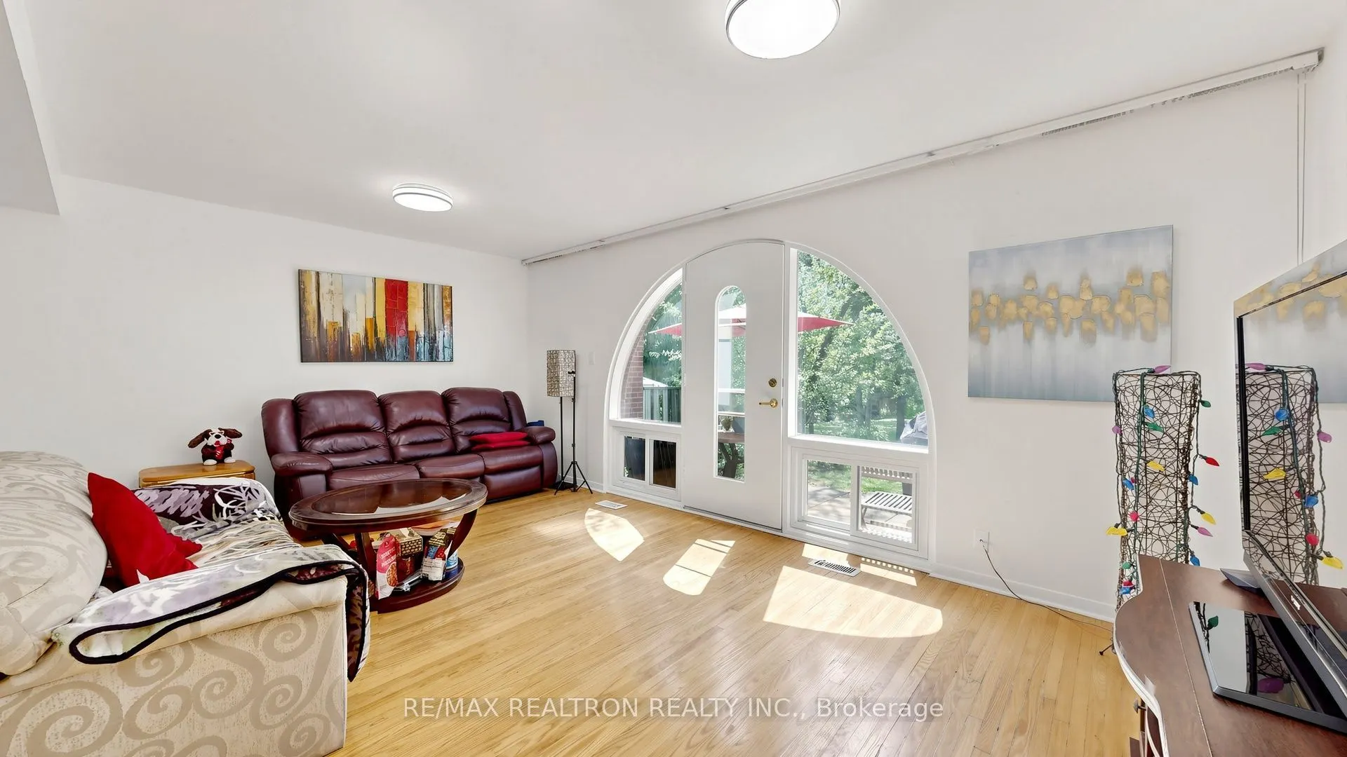 10 Esterbrooke Avenue #59