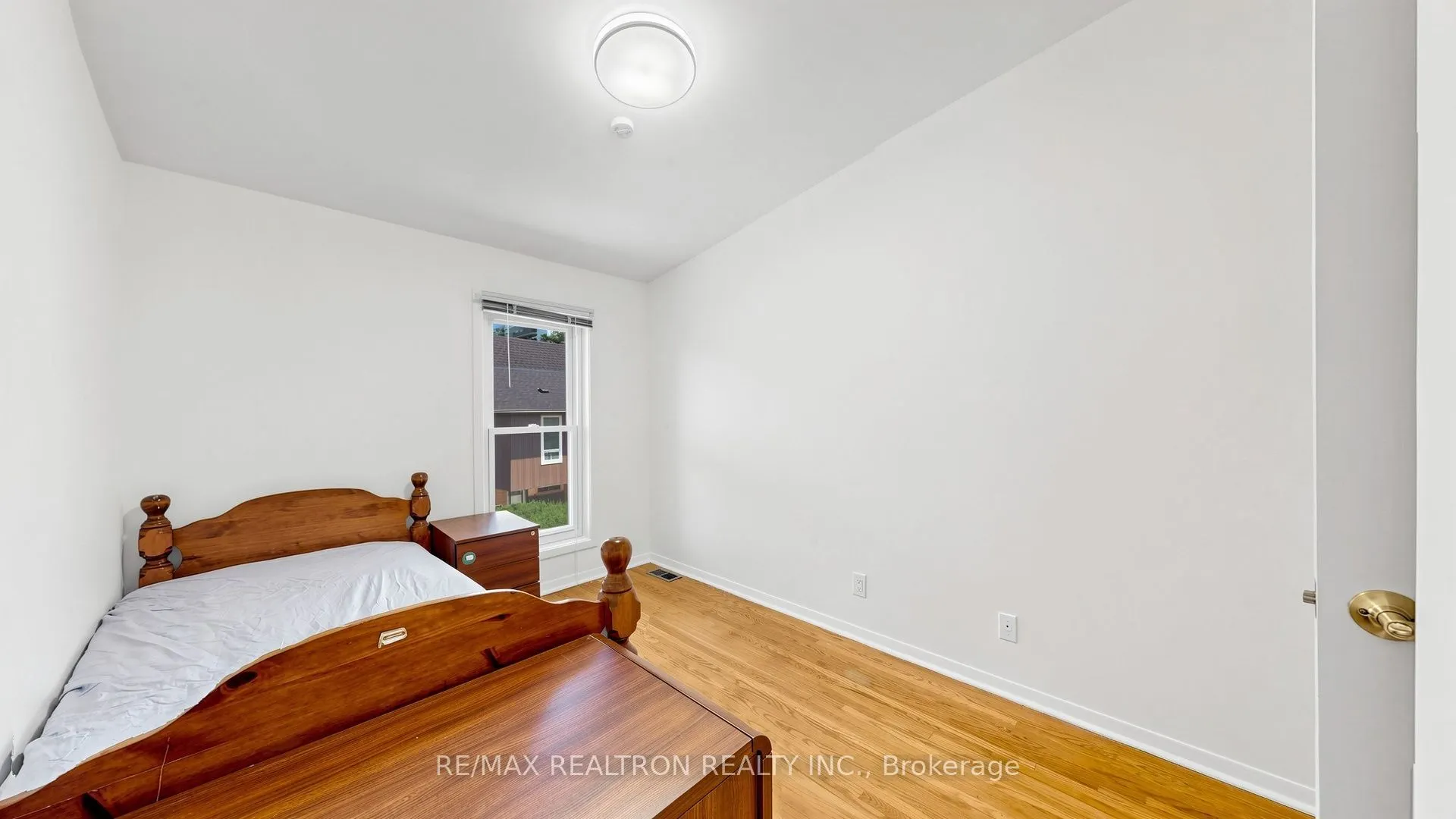 10 Esterbrooke Avenue #59