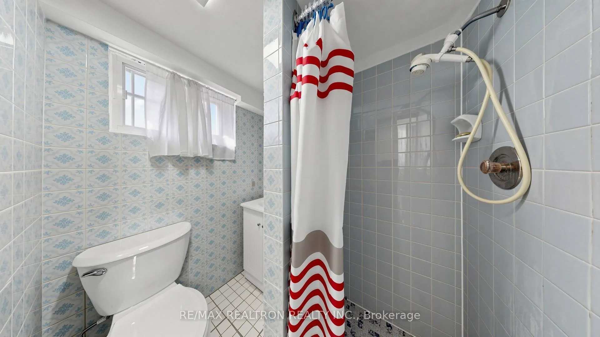 10 Esterbrooke Avenue #59
