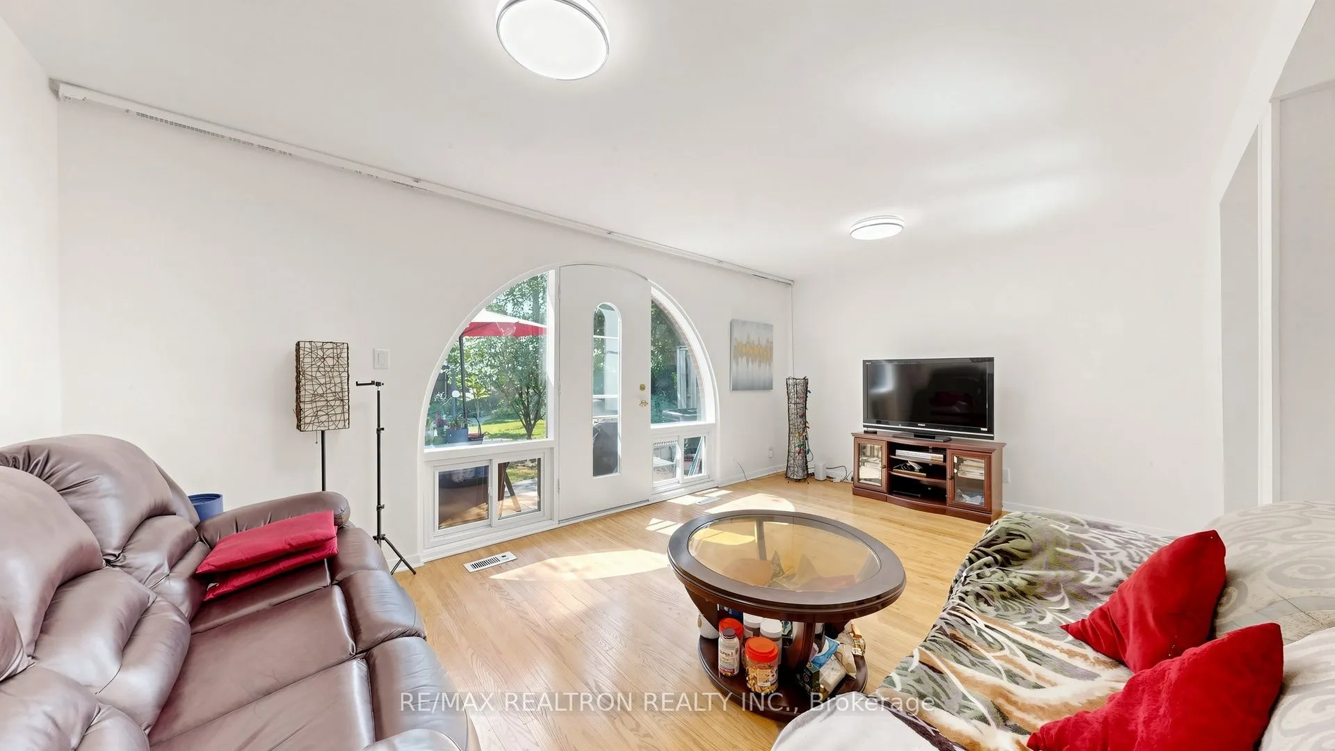 10 Esterbrooke Avenue #59
