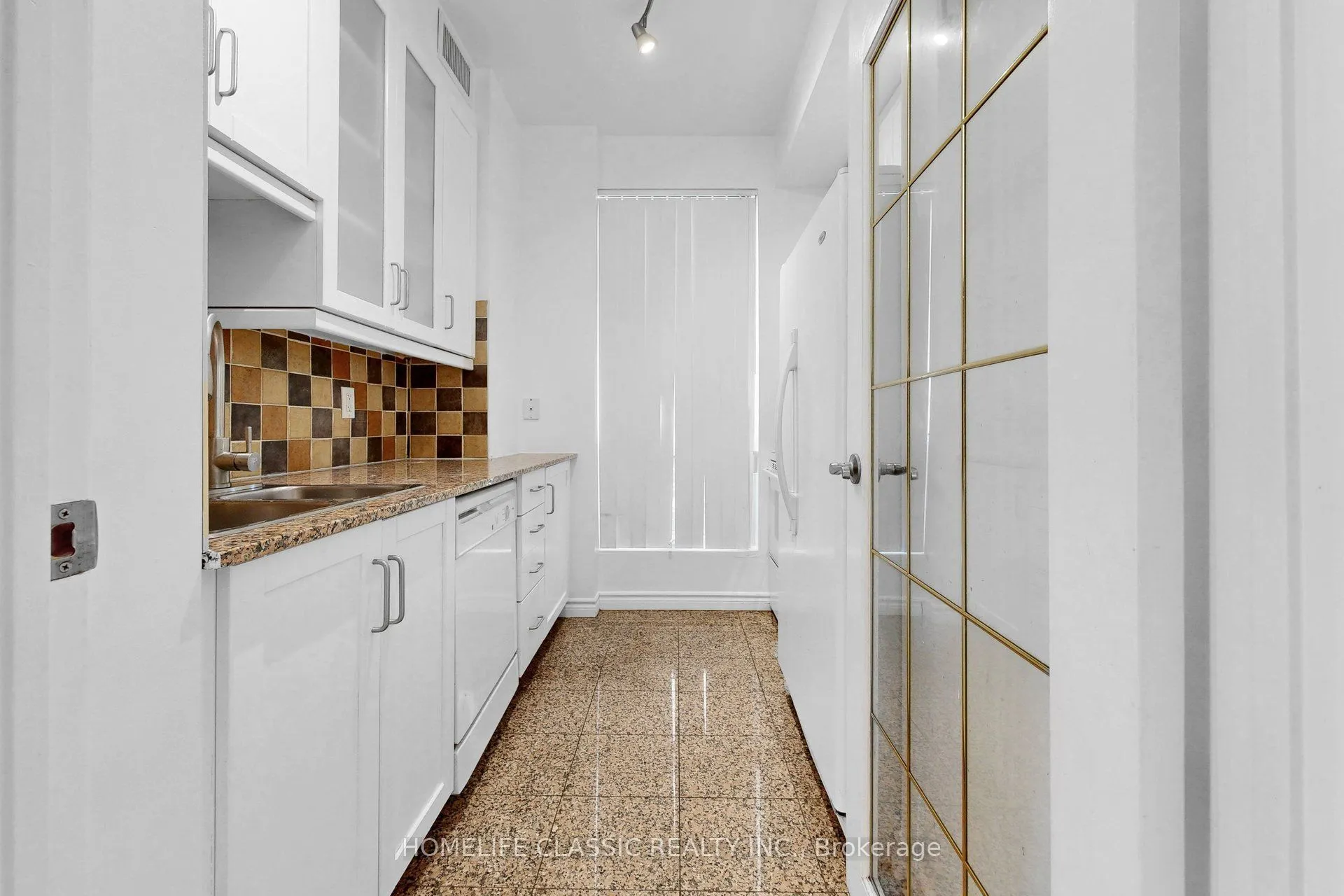 60 Byng Avenue #303