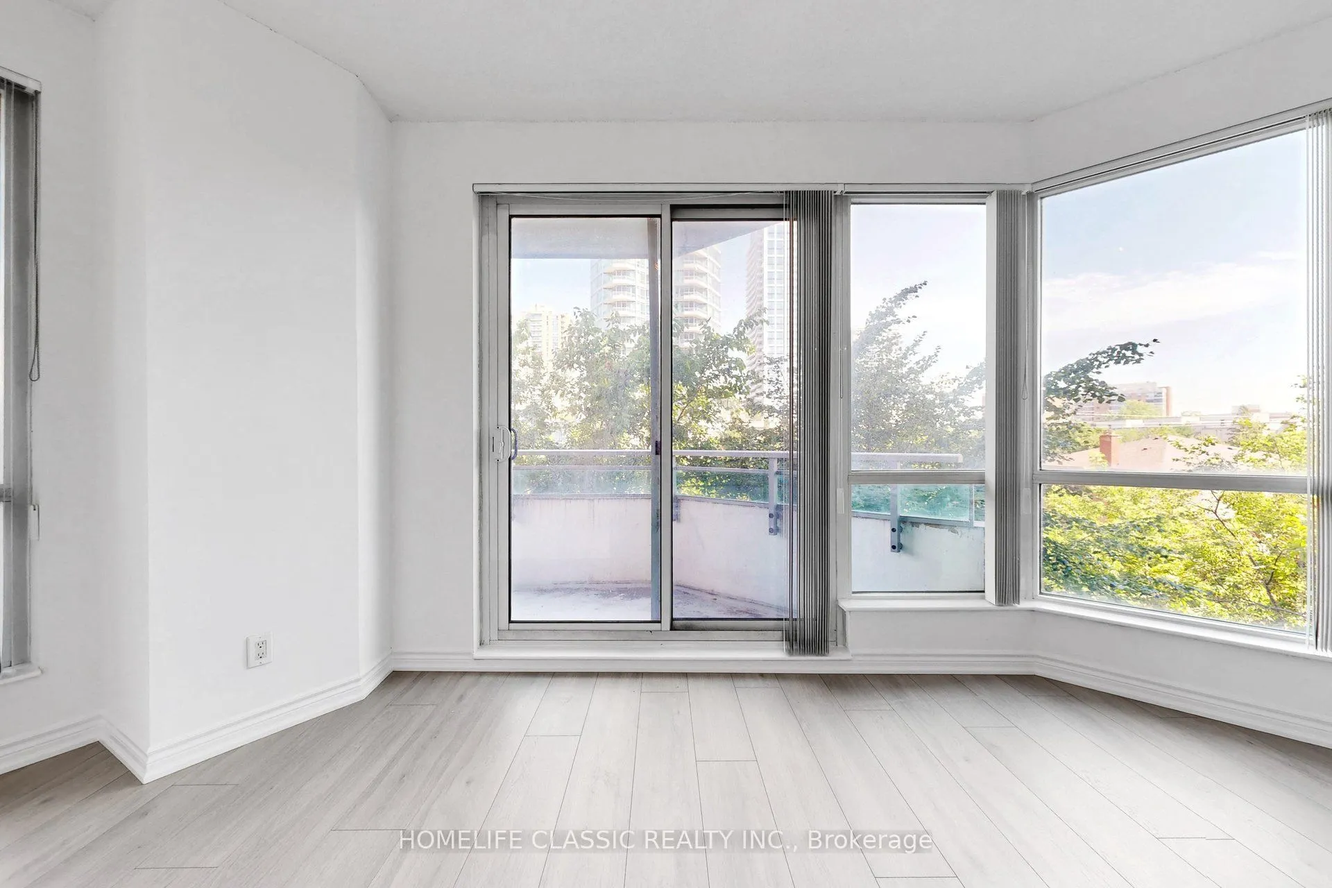 60 Byng Avenue #303