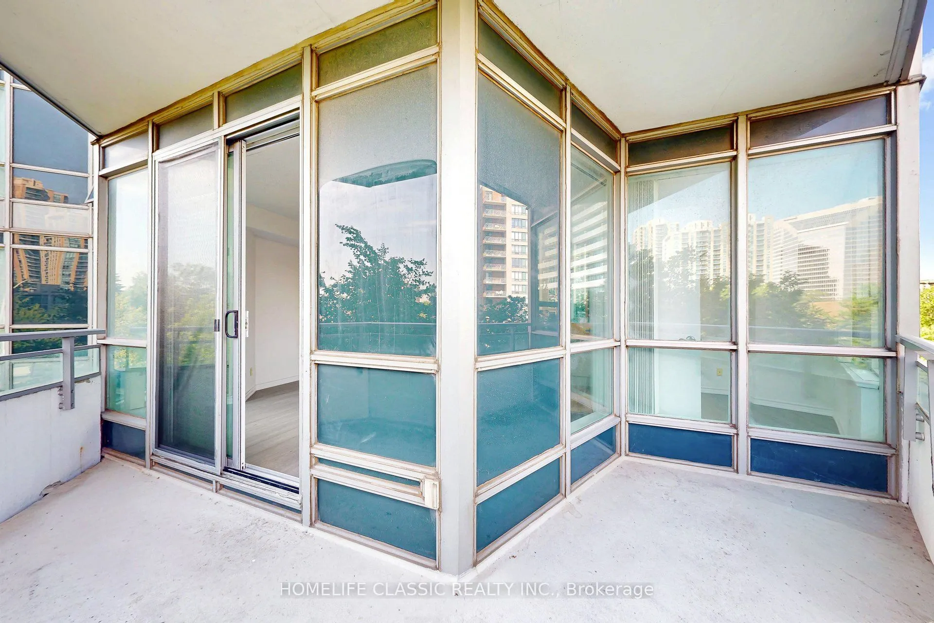 60 Byng Avenue #303