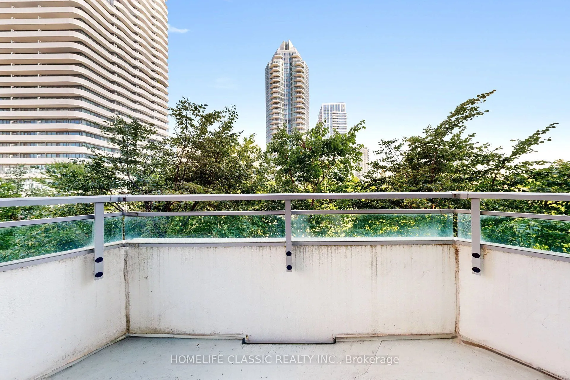 60 Byng Avenue #303