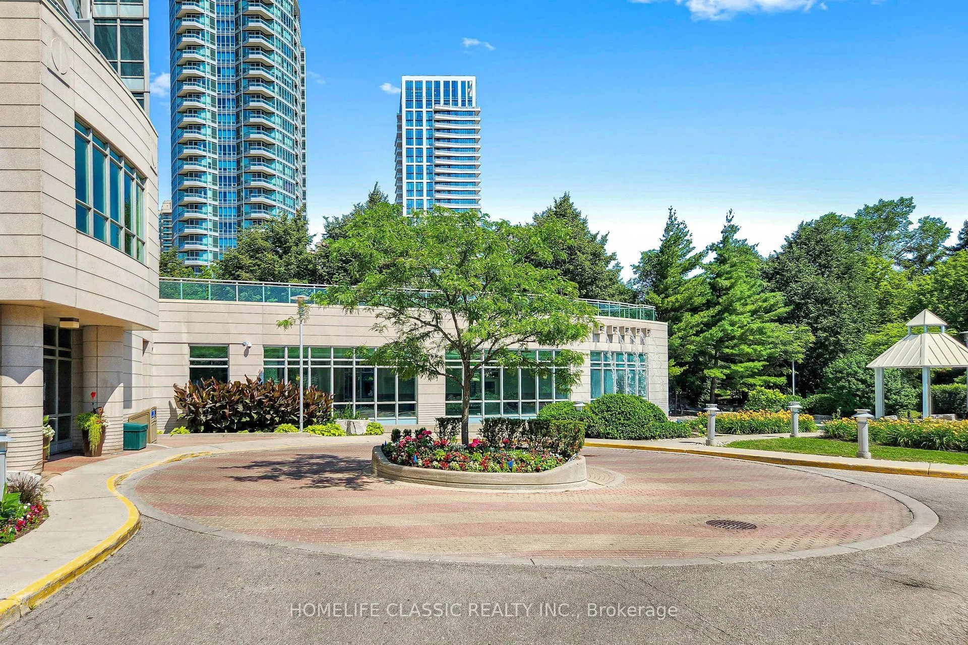 60 Byng Avenue #303