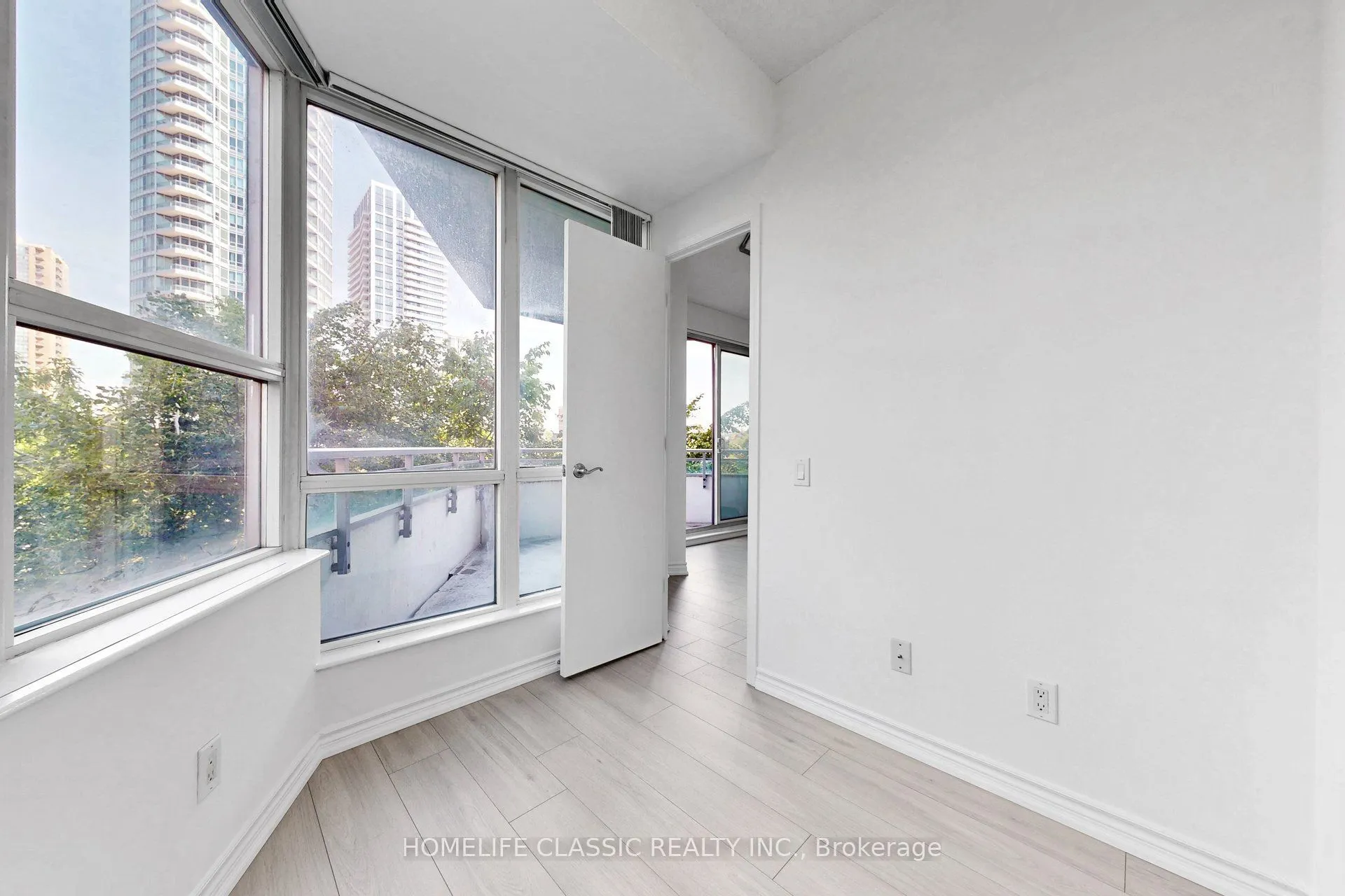 60 Byng Avenue #303