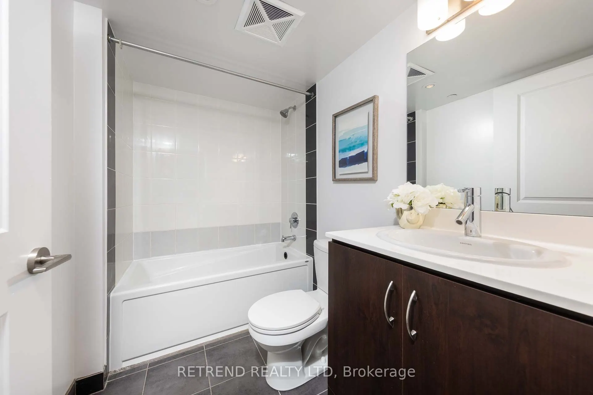 5168 yonge Street #1209