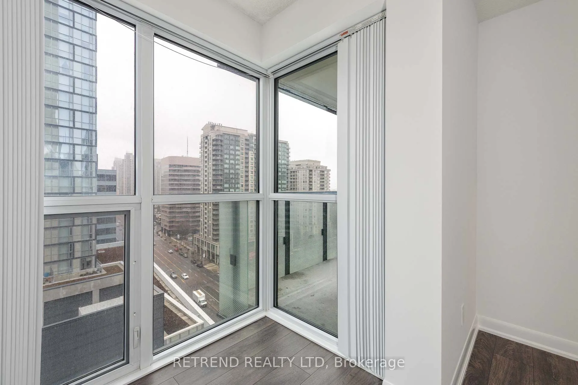 5168 yonge Street #1209