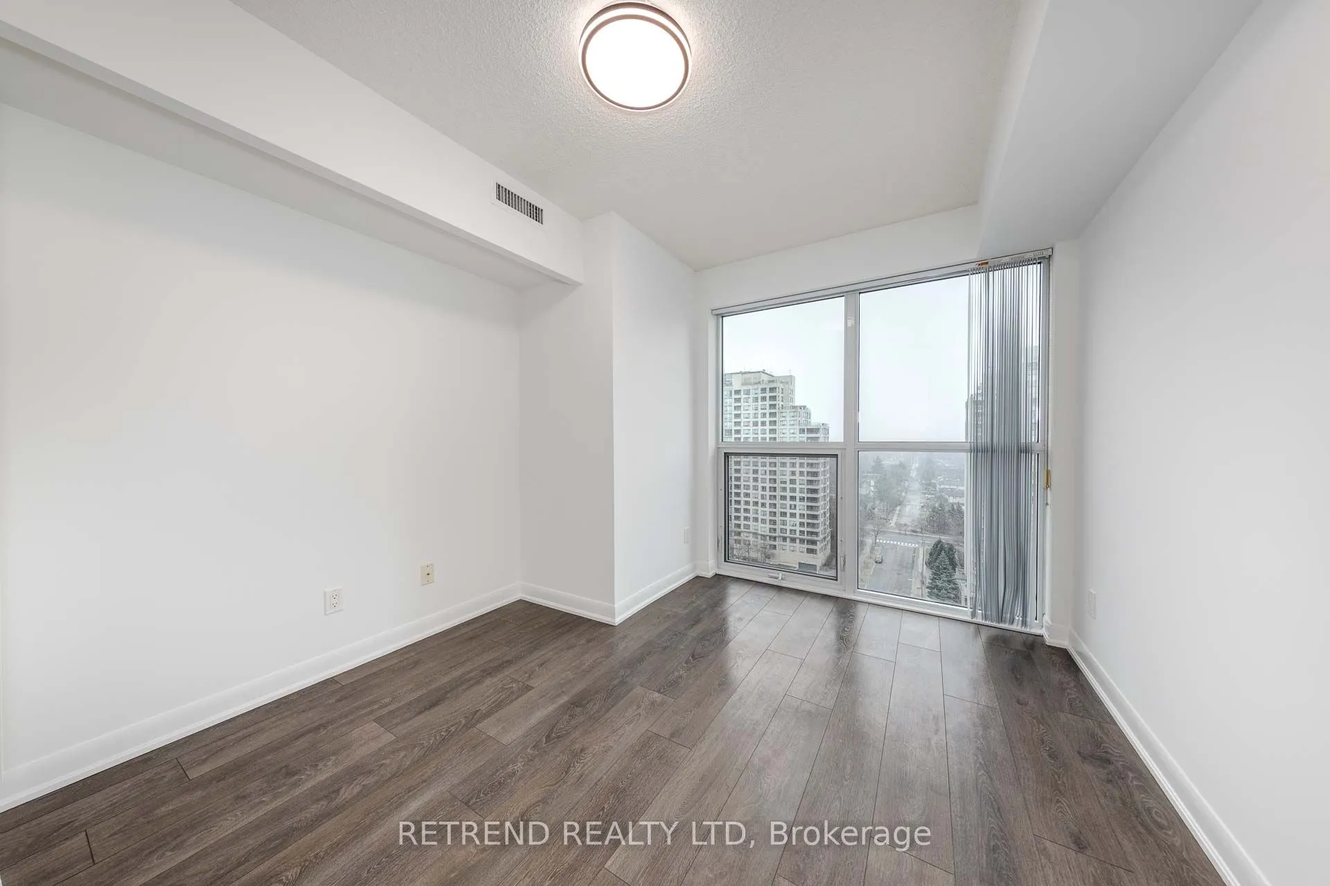 5168 yonge Street #1209