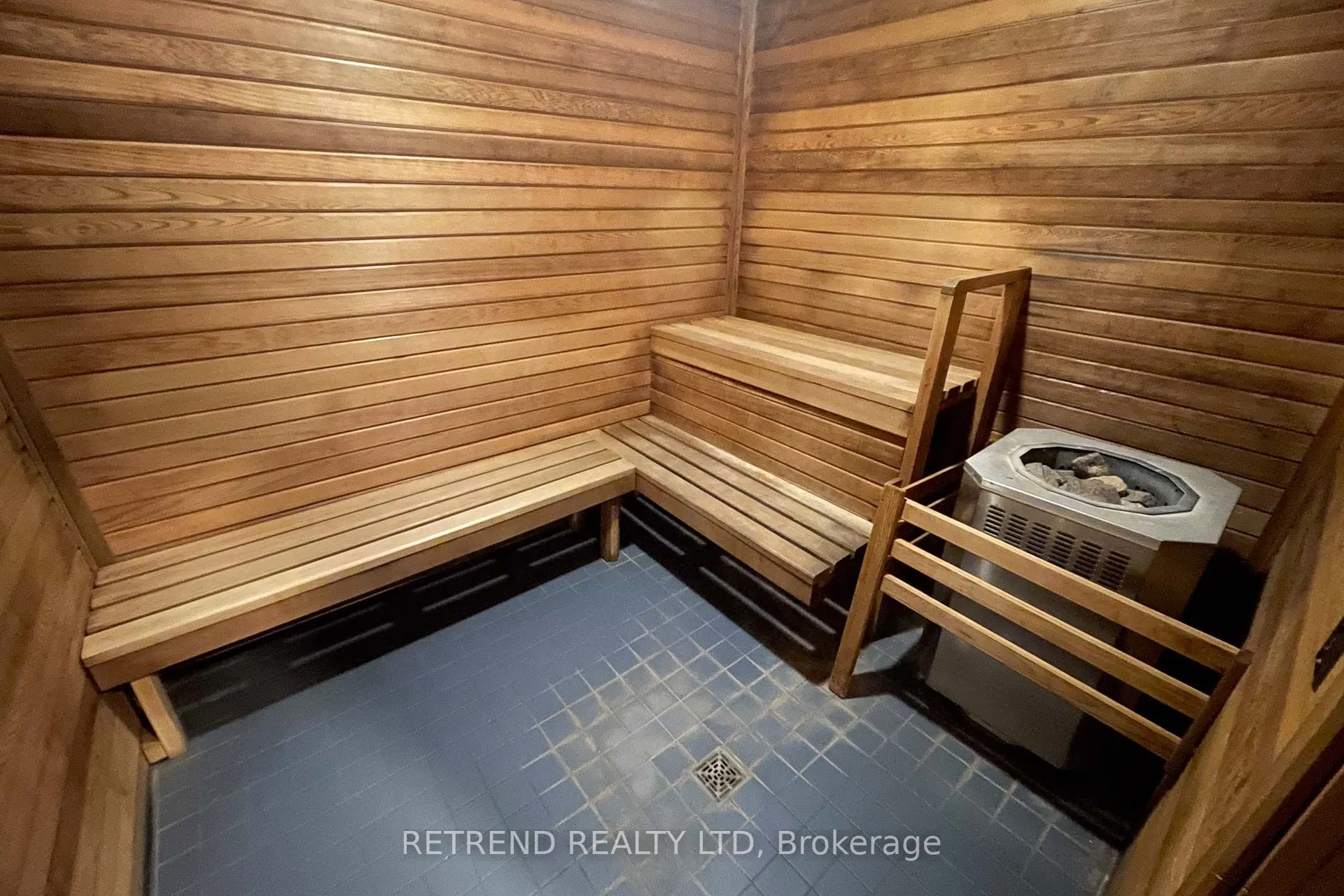 5168 yonge Street #1209