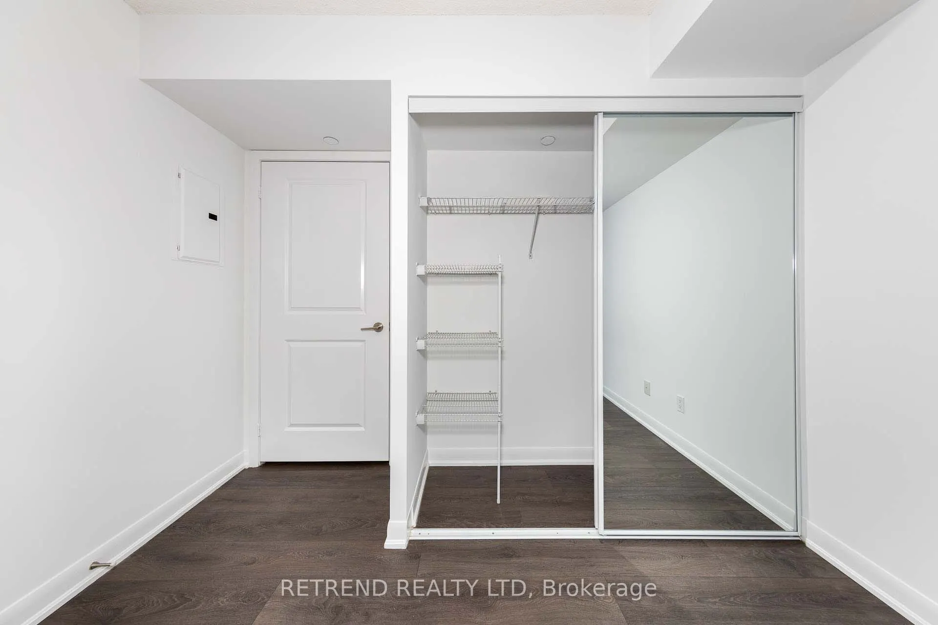 5168 yonge Street #1209