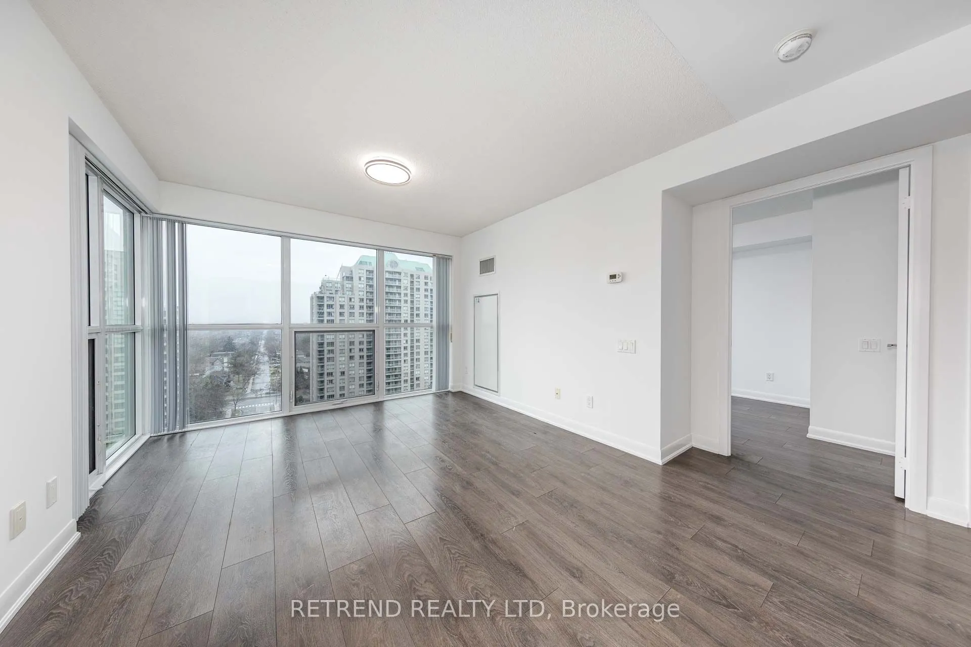 5168 yonge Street #1209