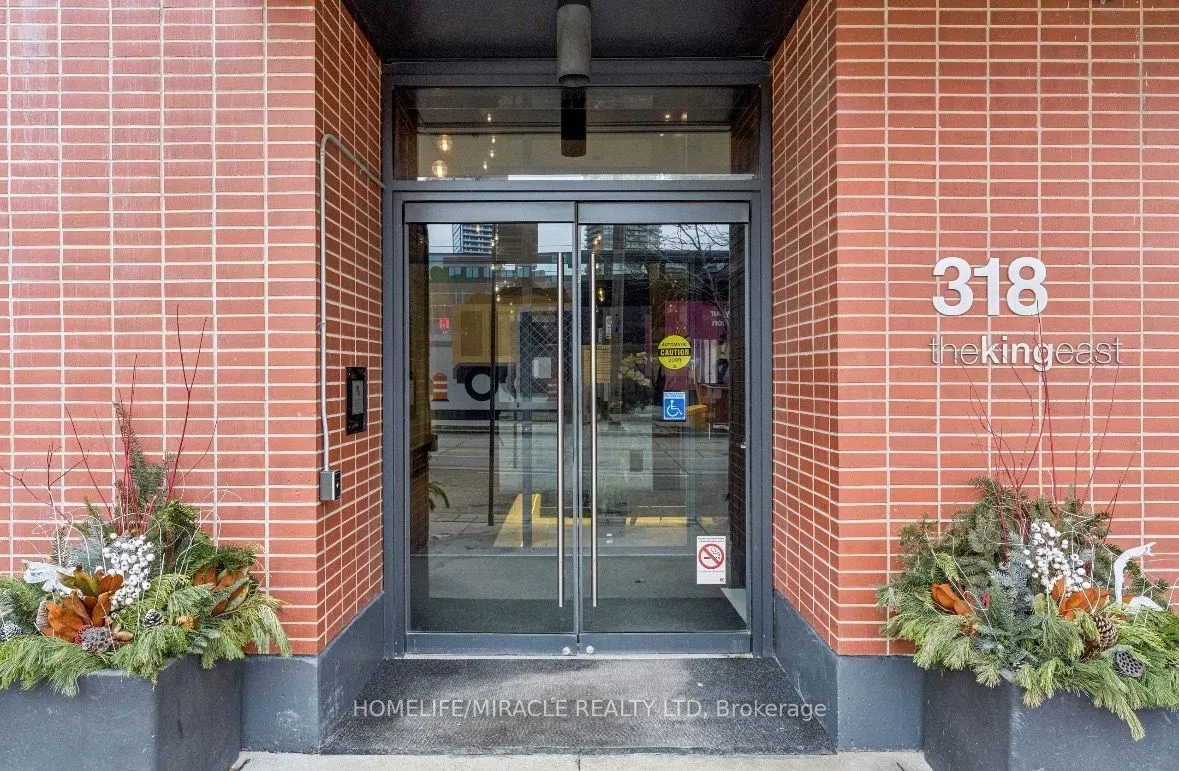 318 King Street E #207