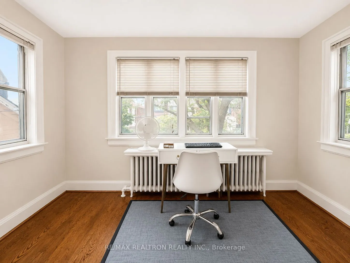 25 Ranleigh Avenue #2nd Floor Unit