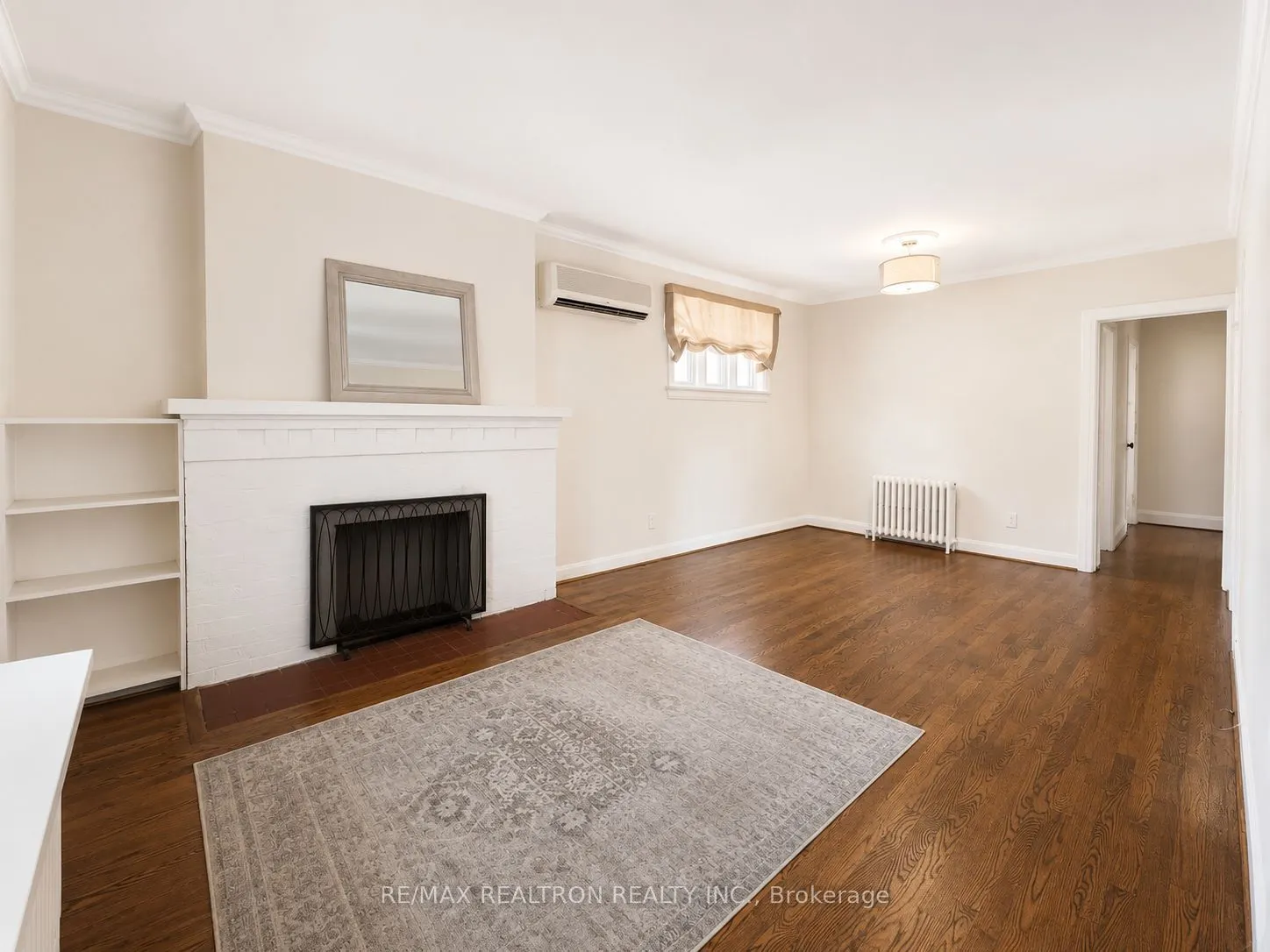 25 Ranleigh Avenue #2nd Floor Unit