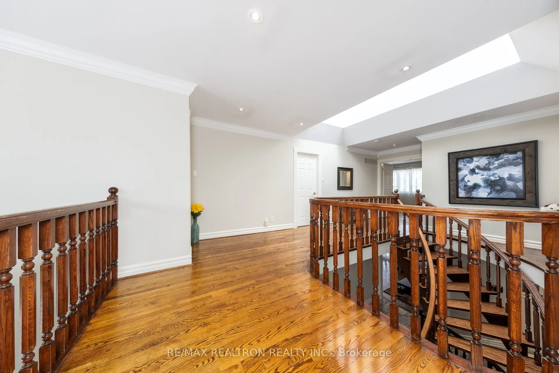 25 Clarkhill Street