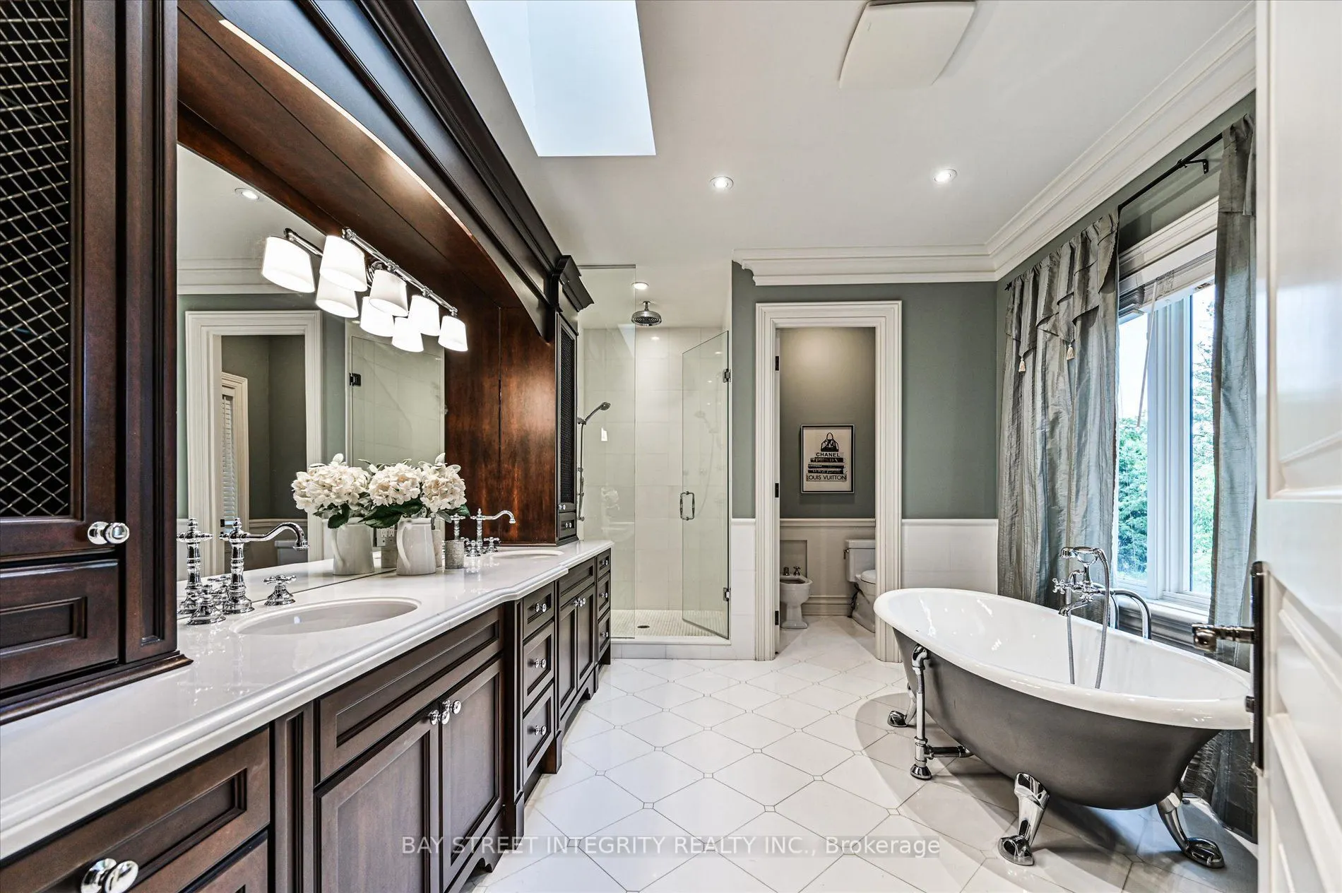 5 Westgrove Crescent