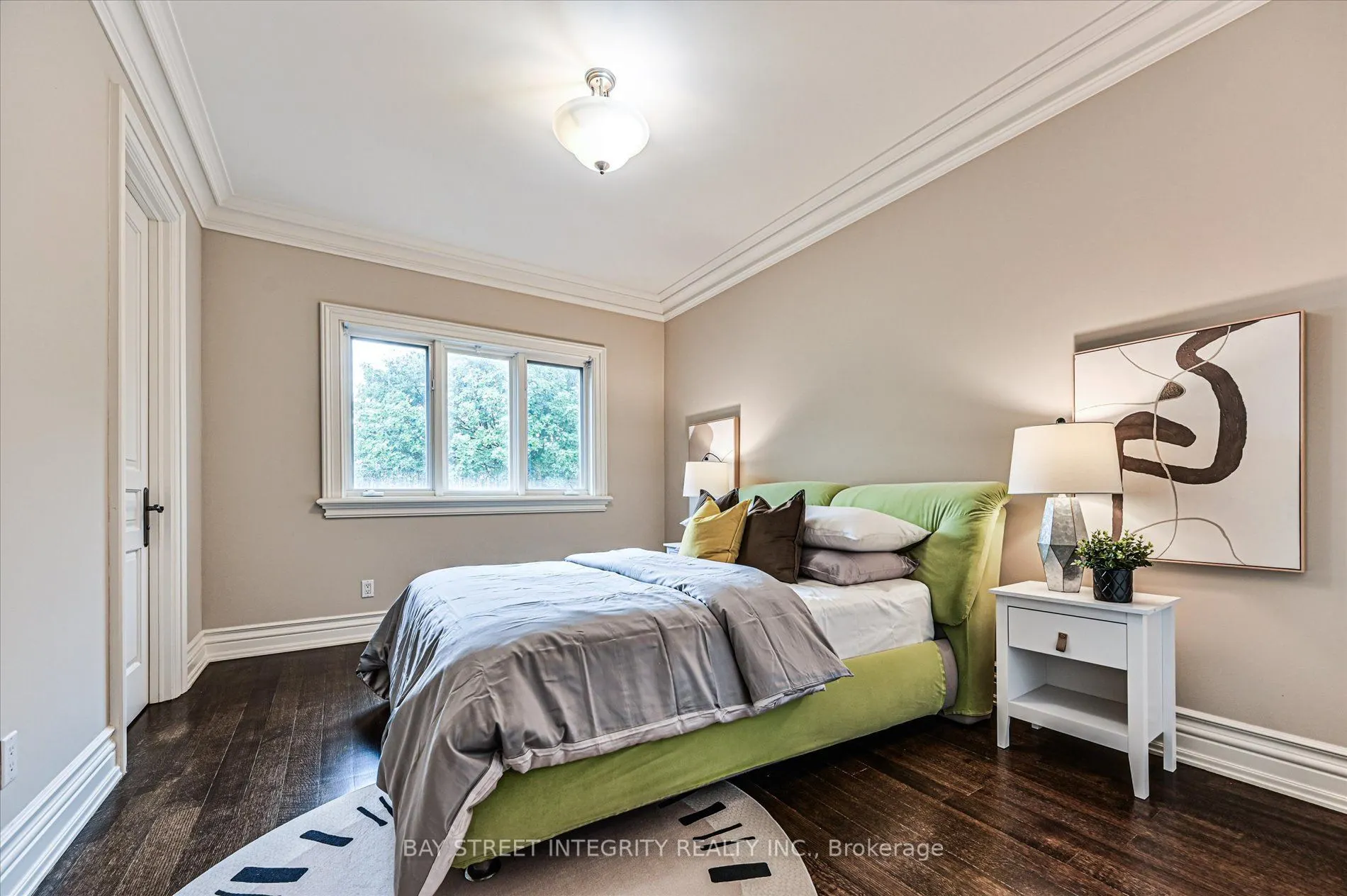 5 Westgrove Crescent