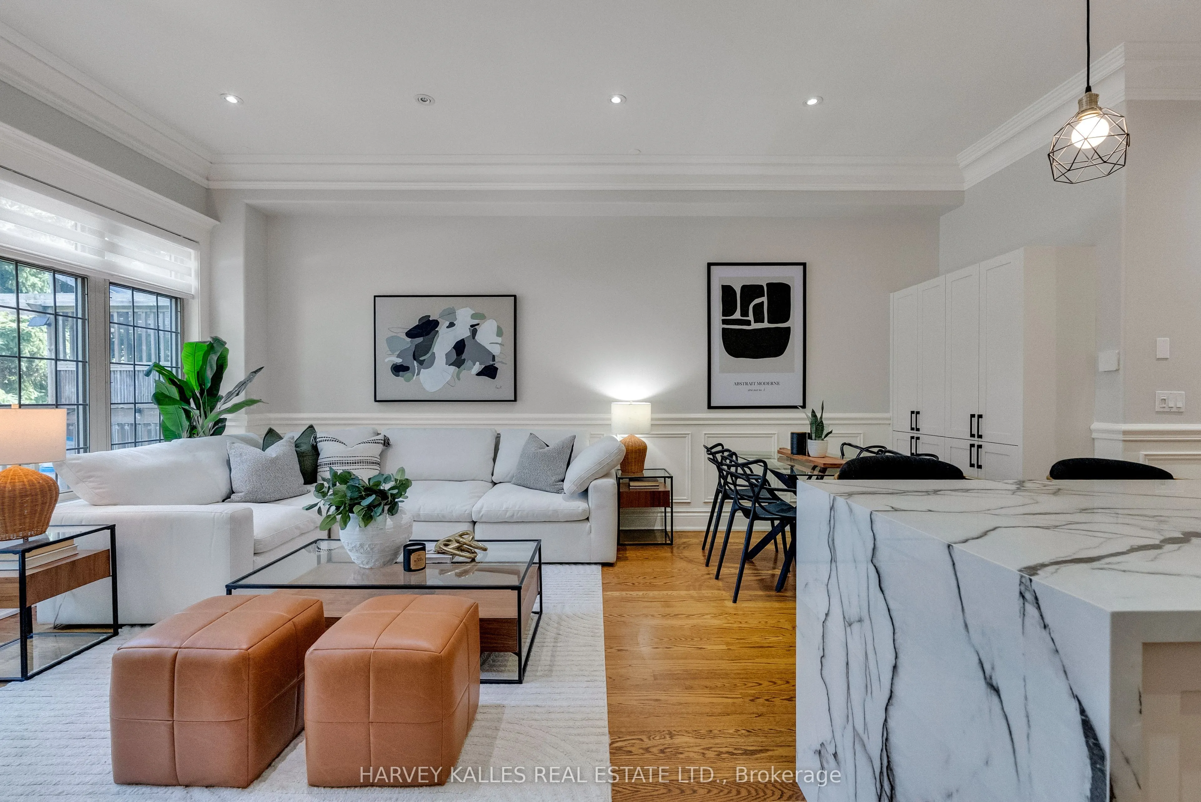 168 Roe Avenue