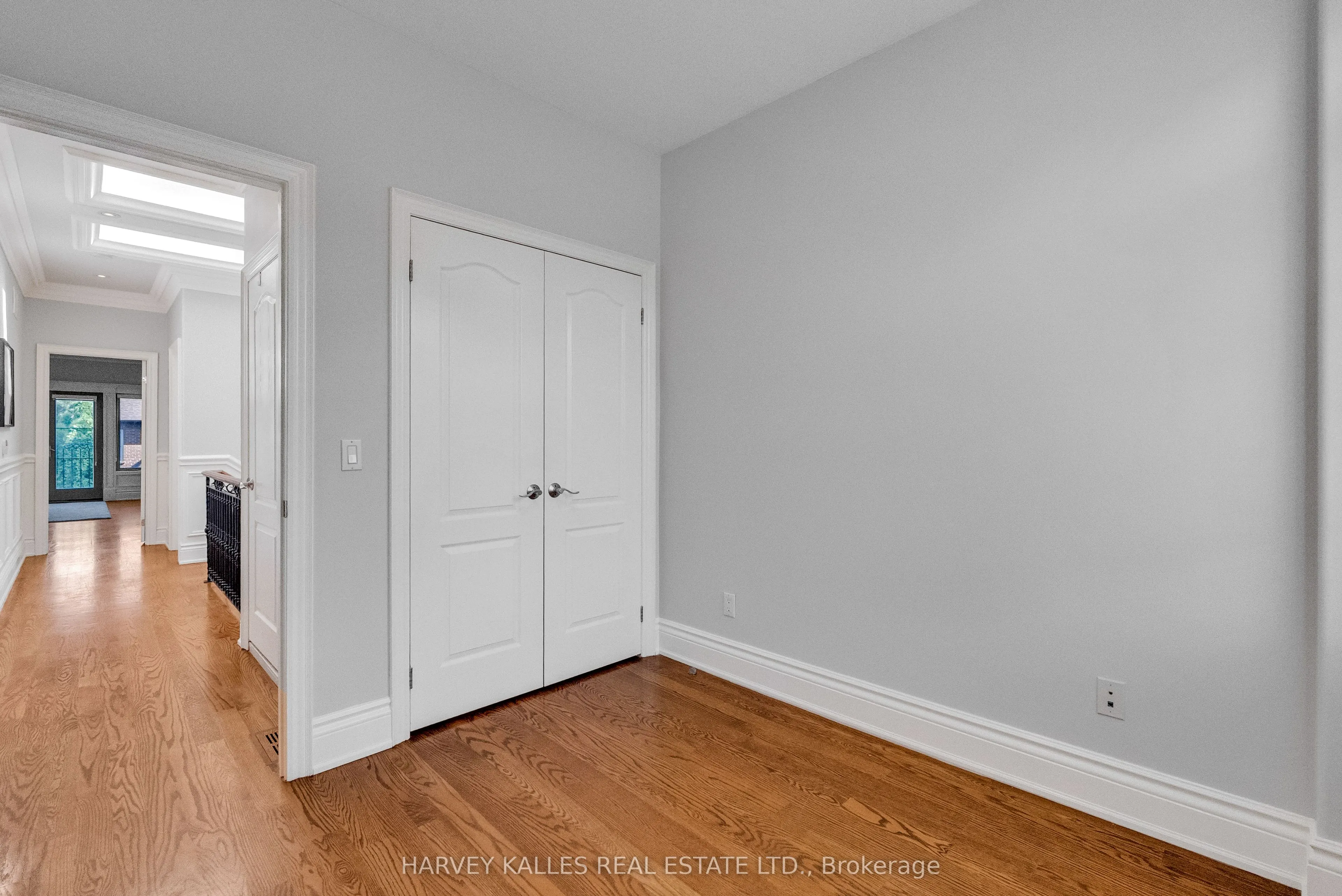 168 Roe Avenue