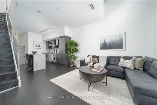 1030 King Street W