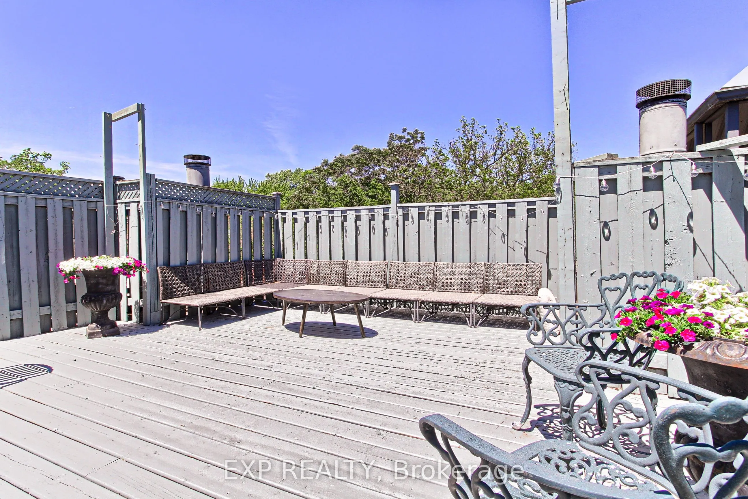 306 Sackville Street #4
