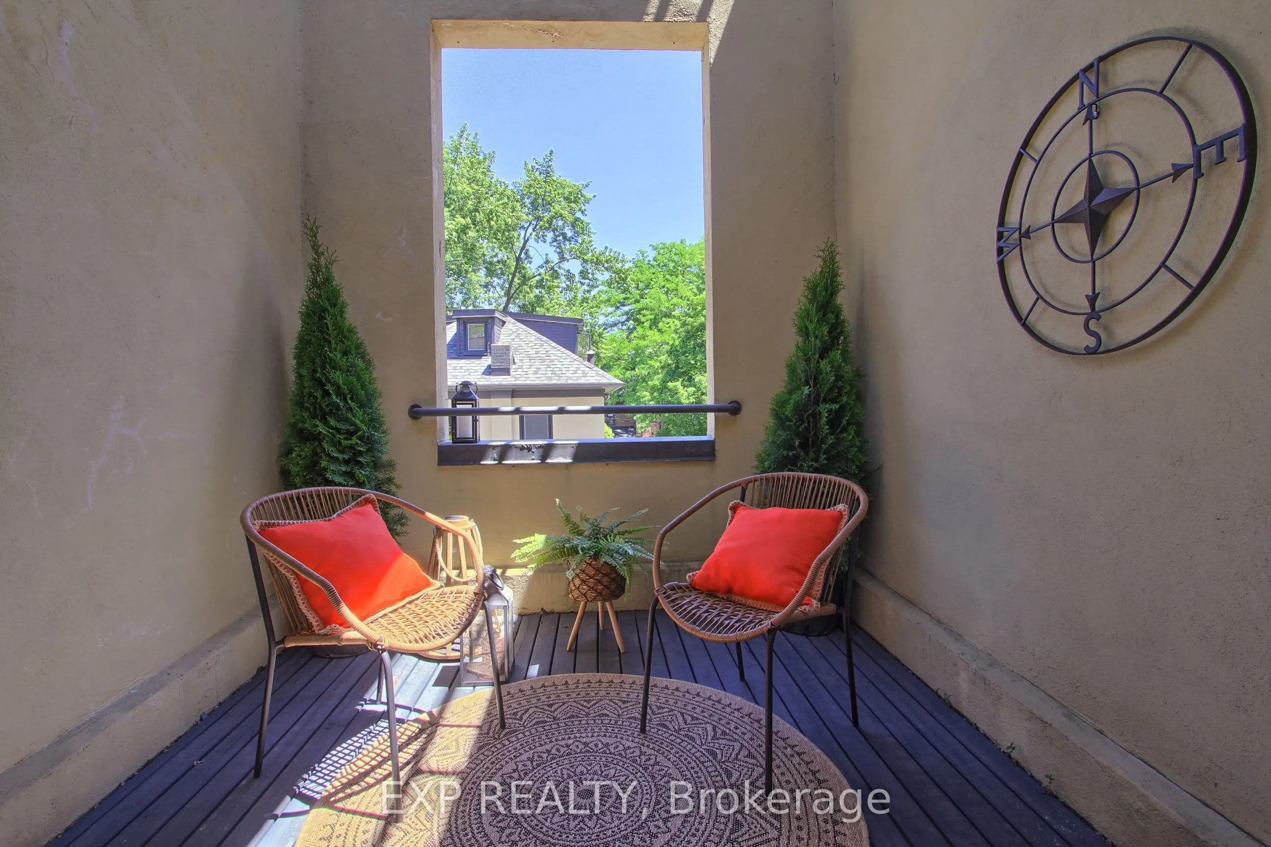 306 Sackville Street #4