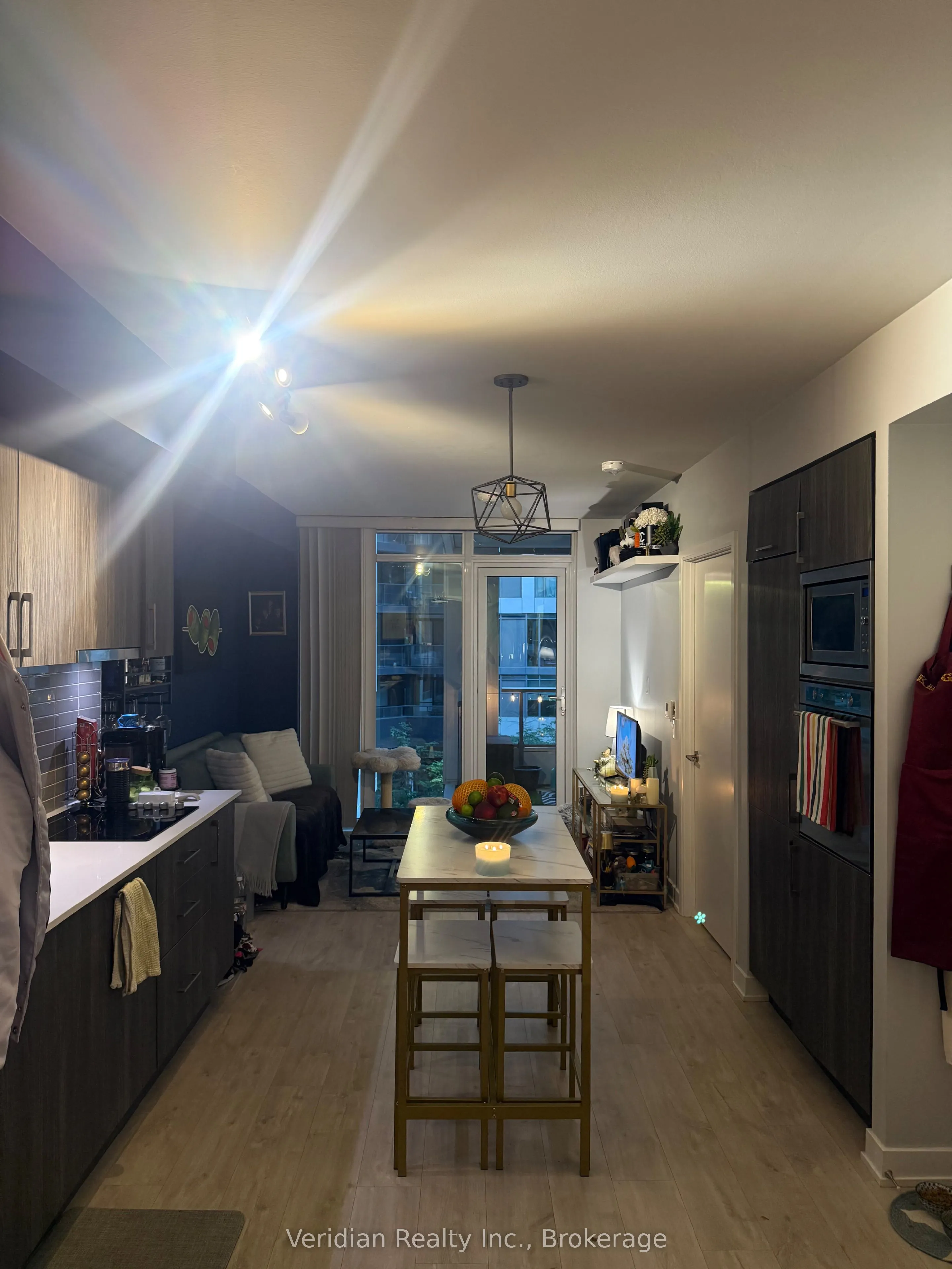 576 Front Street W #418