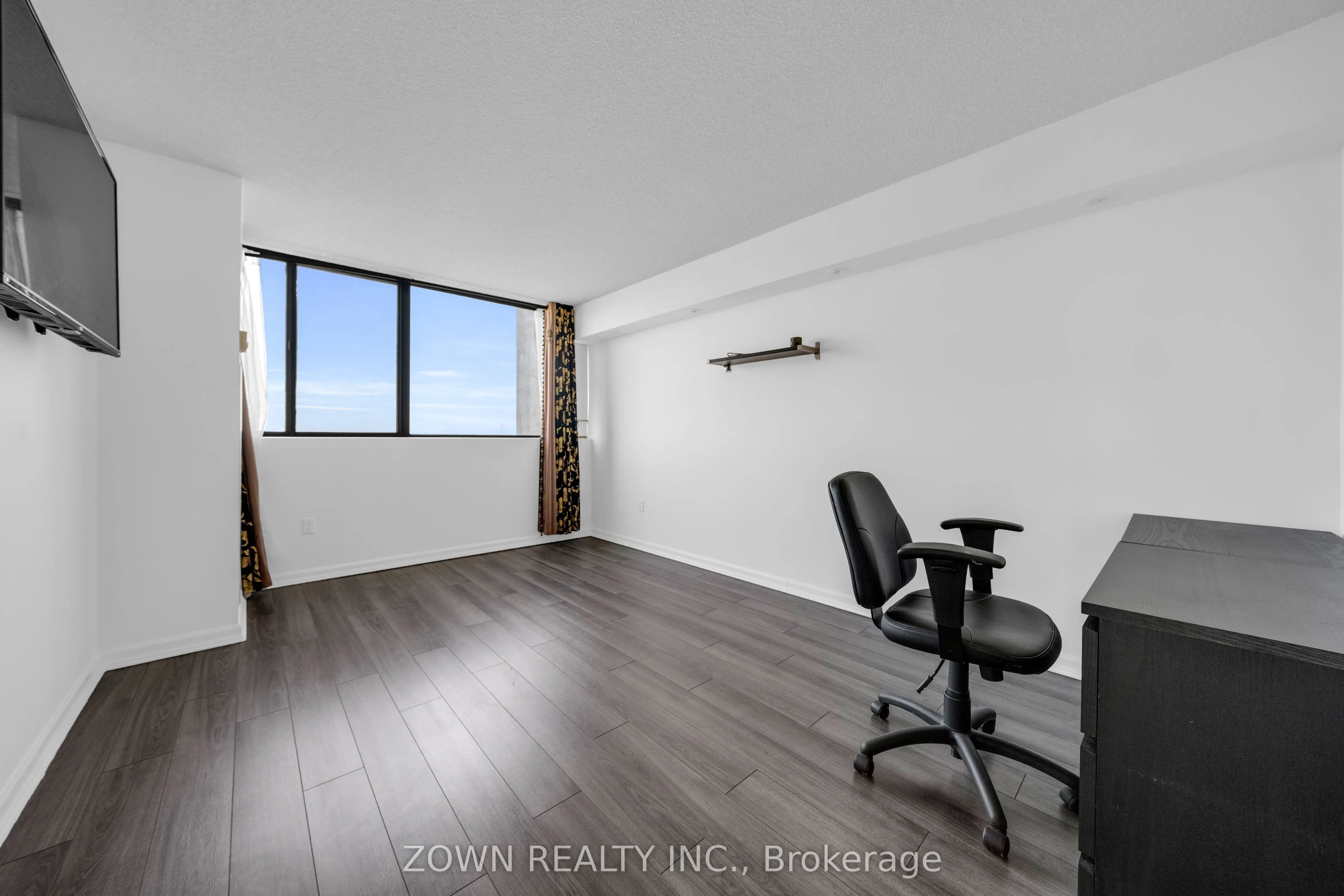 80 Antibes Drive #1207