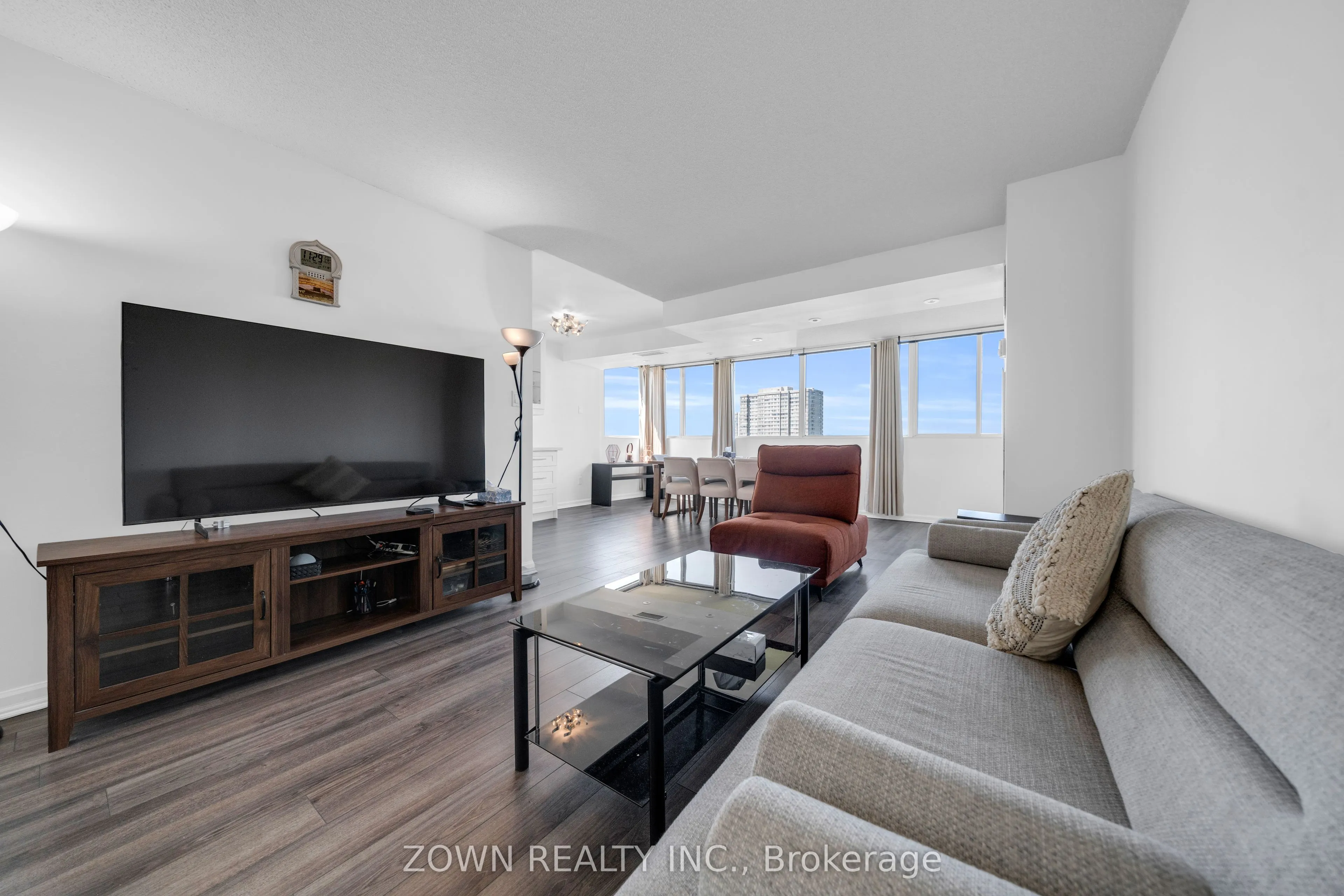 80 Antibes Drive #1207