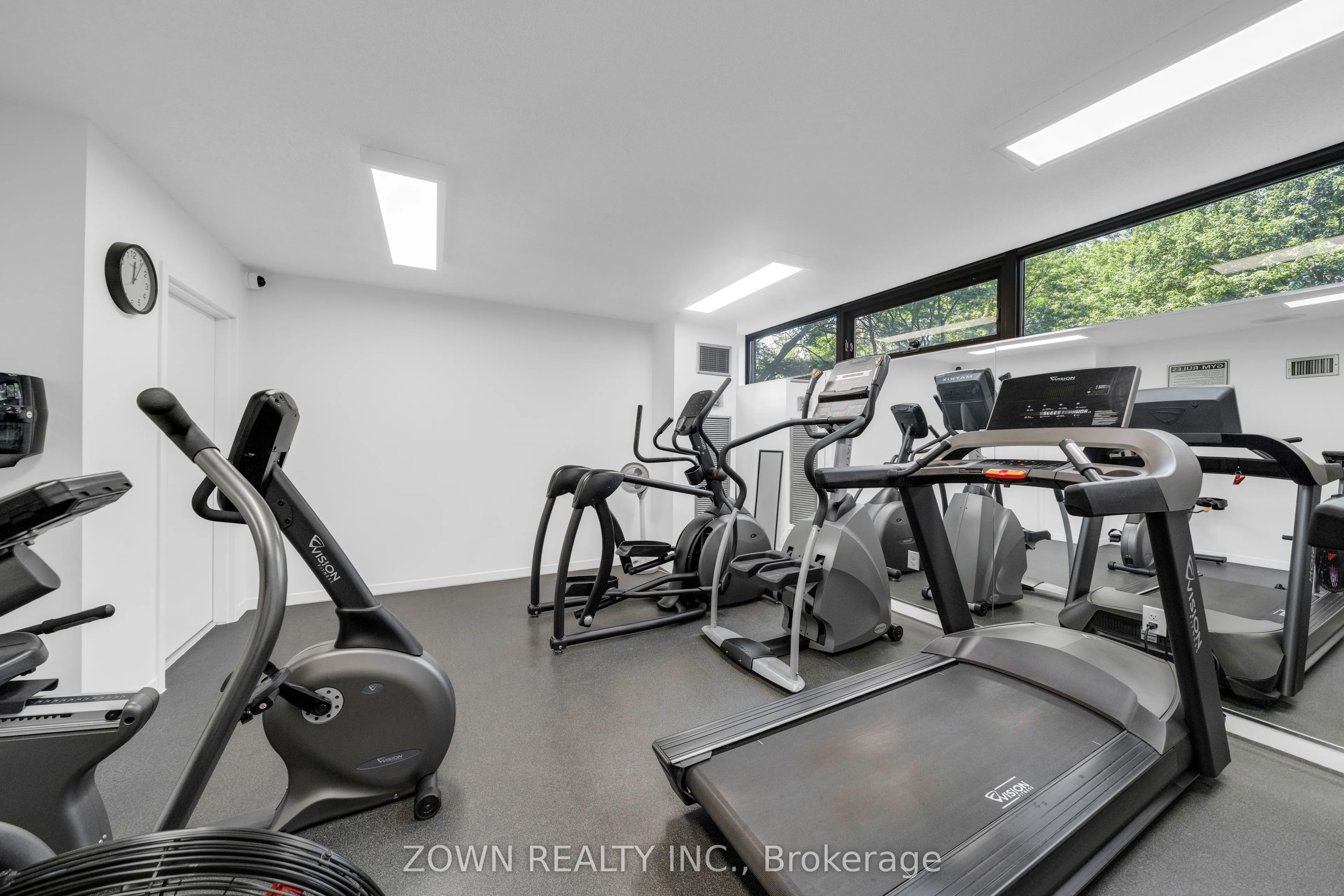 80 Antibes Drive #1207
