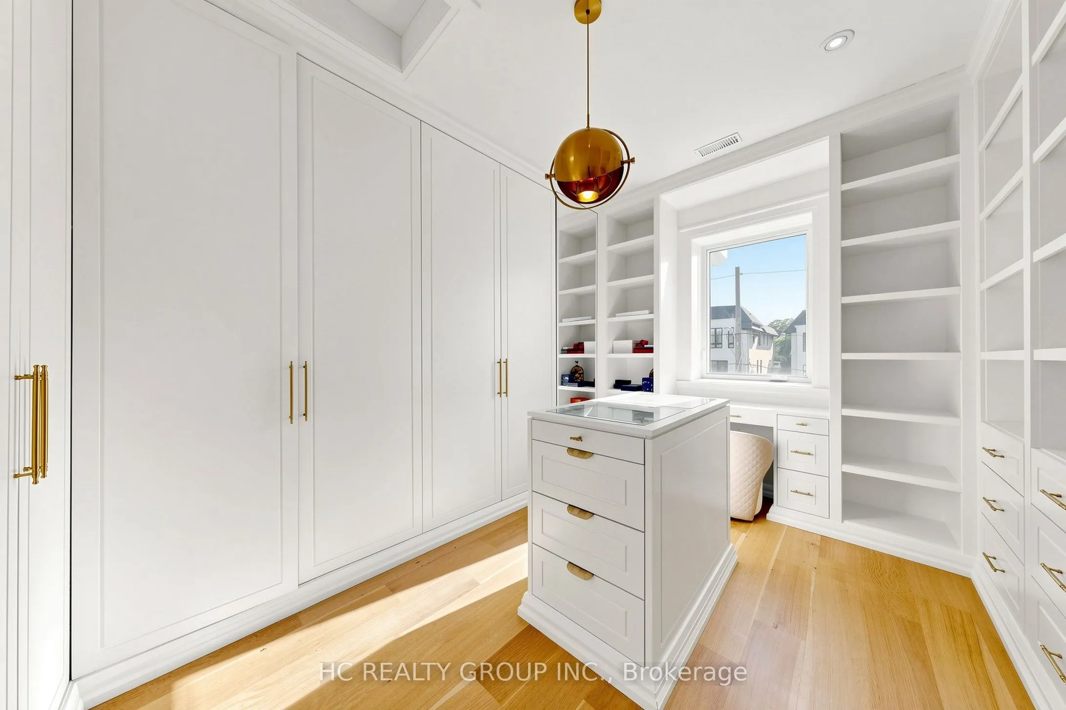 7 Knollview Crescent