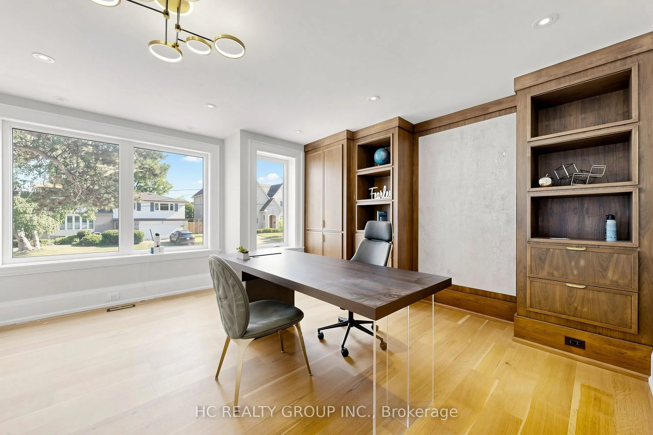 7 Knollview Crescent