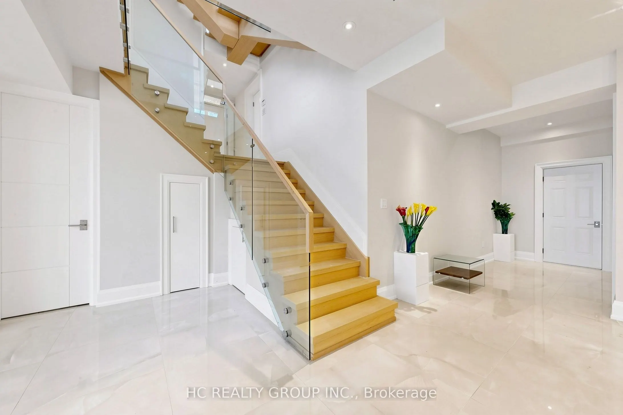 7 Knollview Crescent