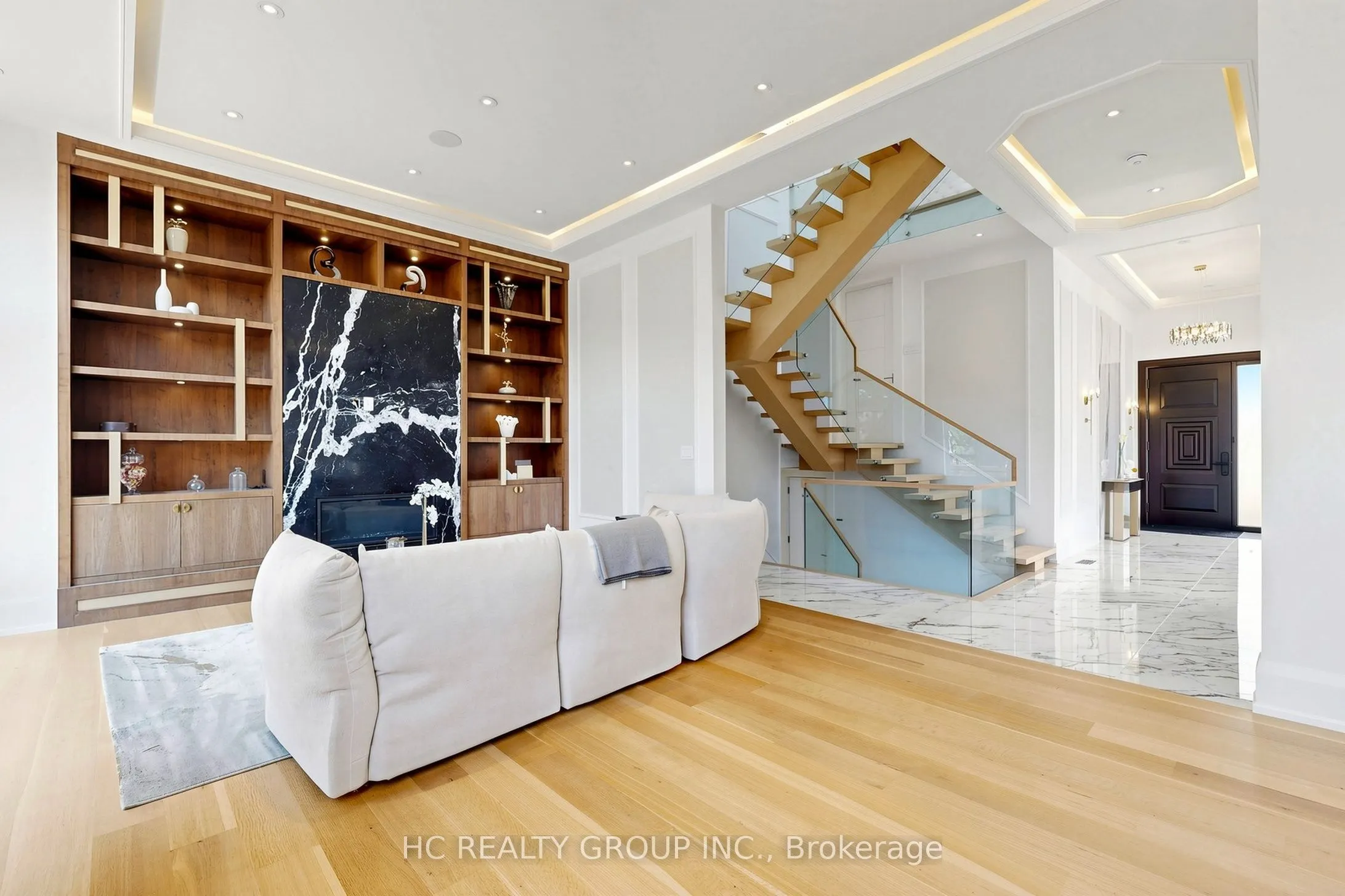 7 Knollview Crescent