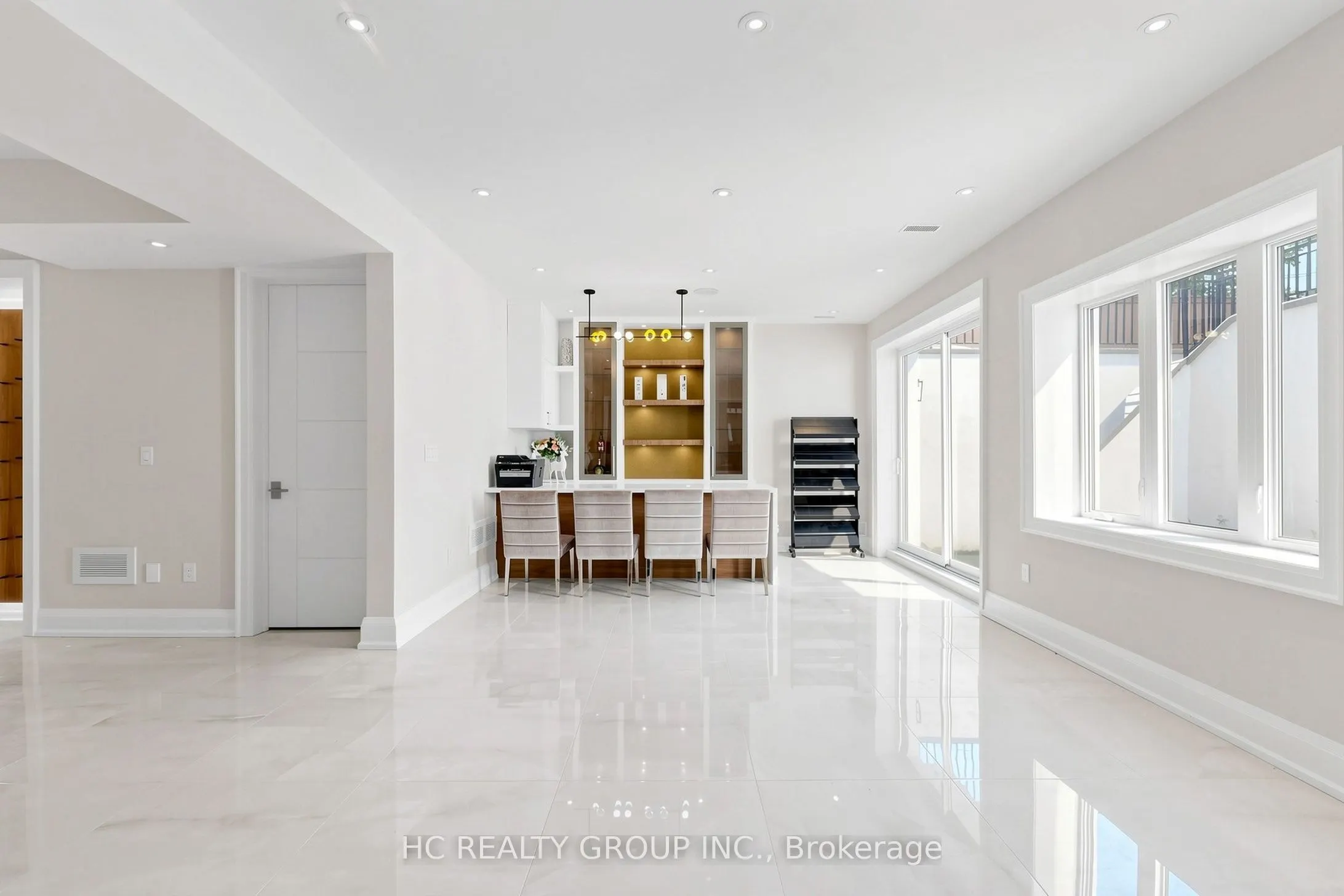 7 Knollview Crescent