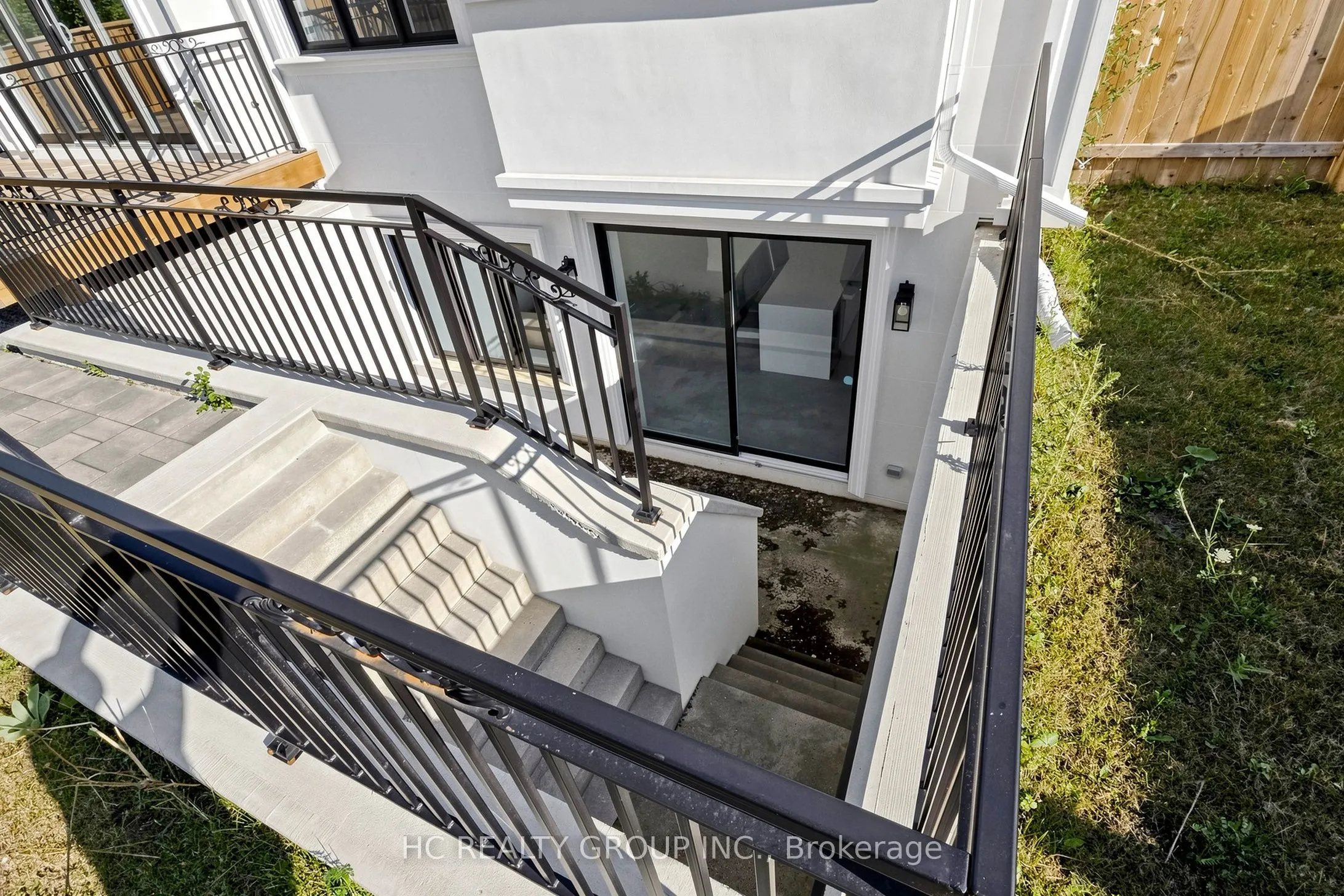 7 Knollview Crescent