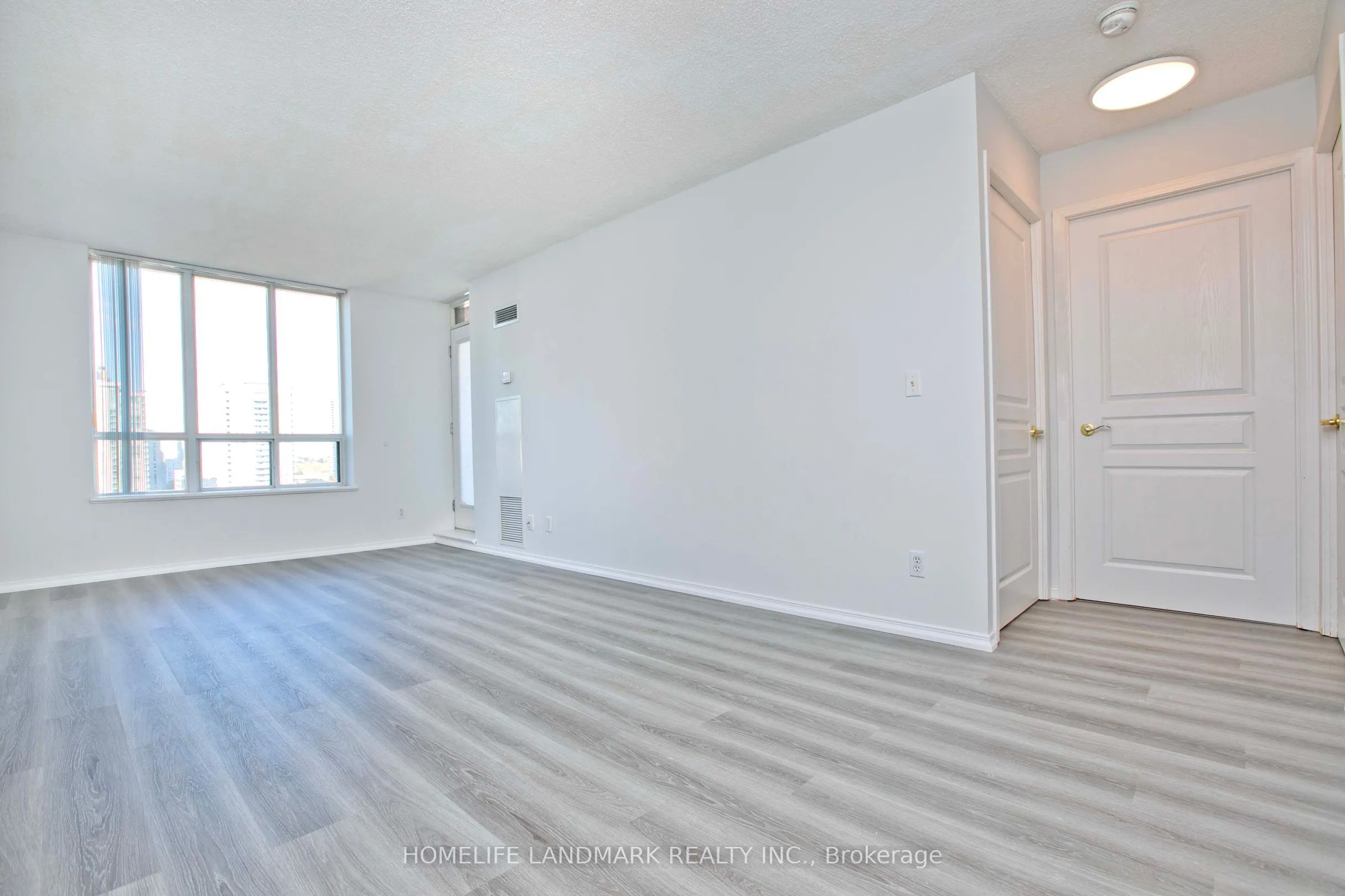 55 Harrison Garden Boulevard #1210