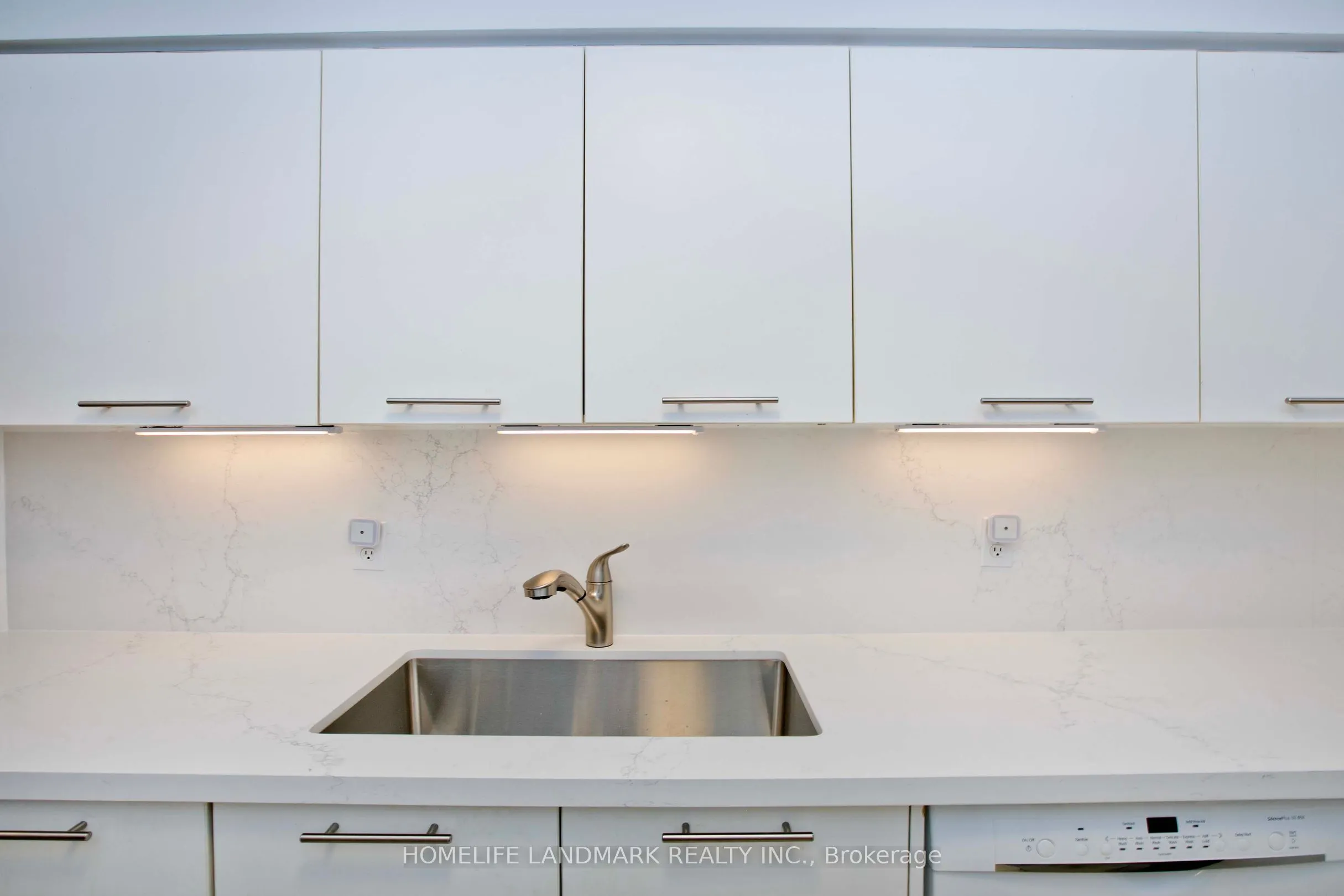55 Harrison Garden Boulevard #1210