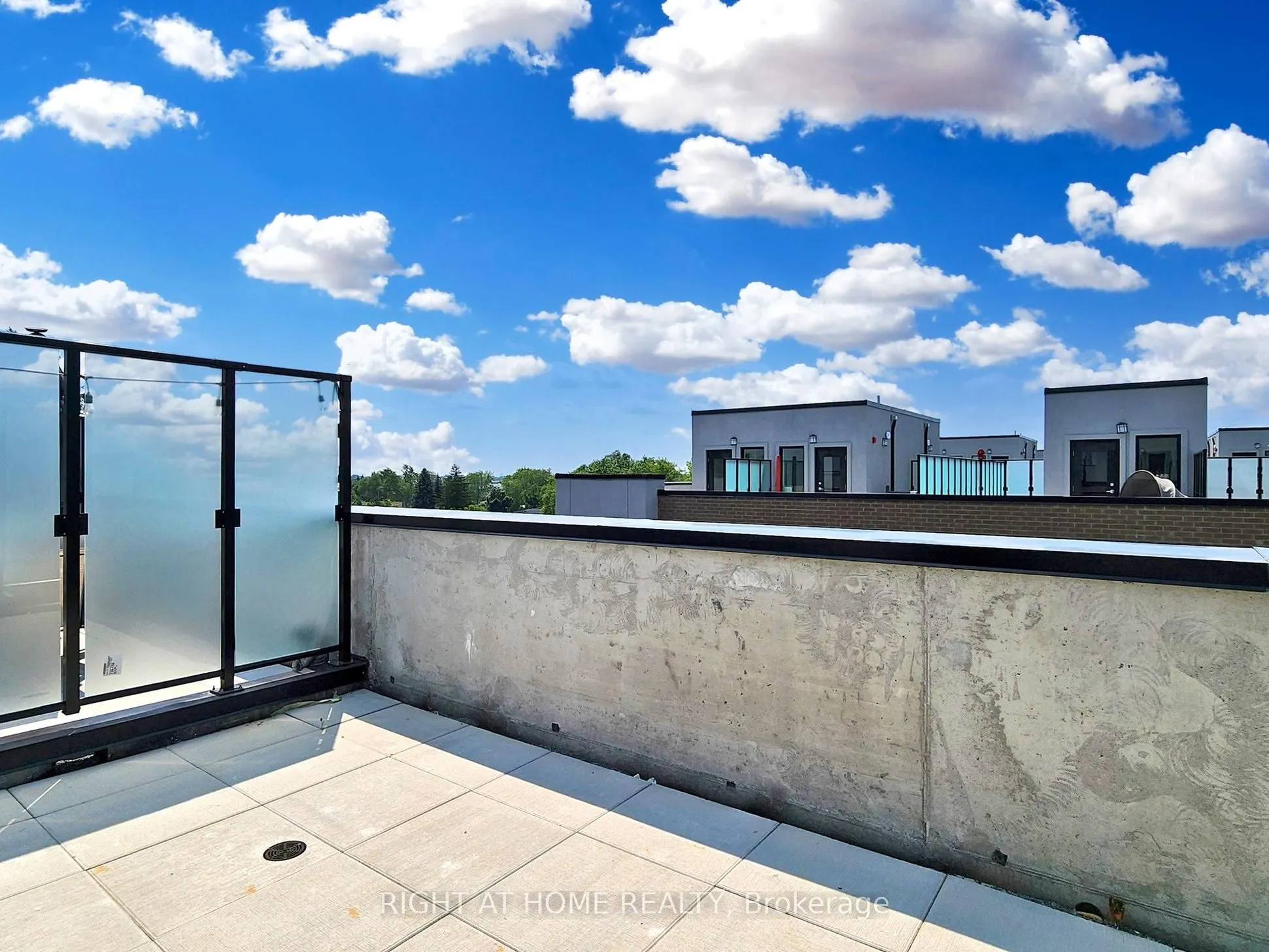 851 Sheppard Avenue W #30