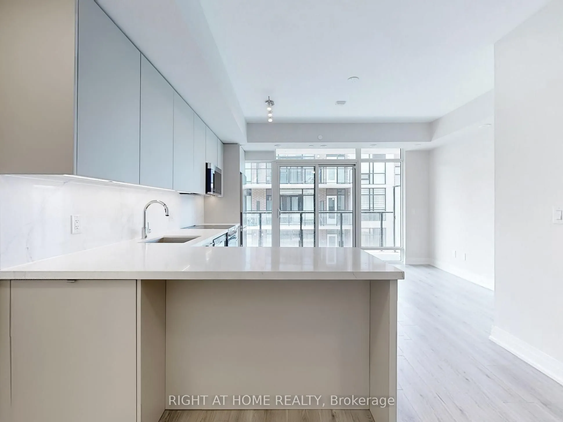 851 Sheppard Avenue W #30