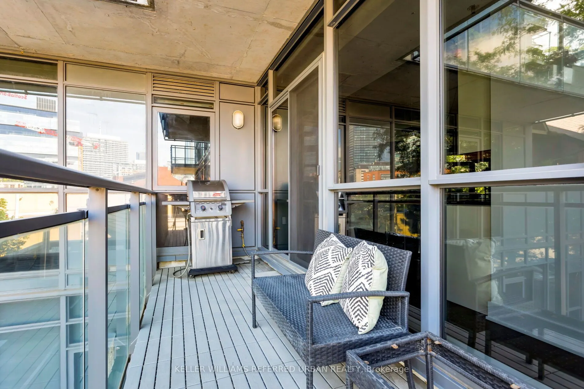 90 Trinity Street #212