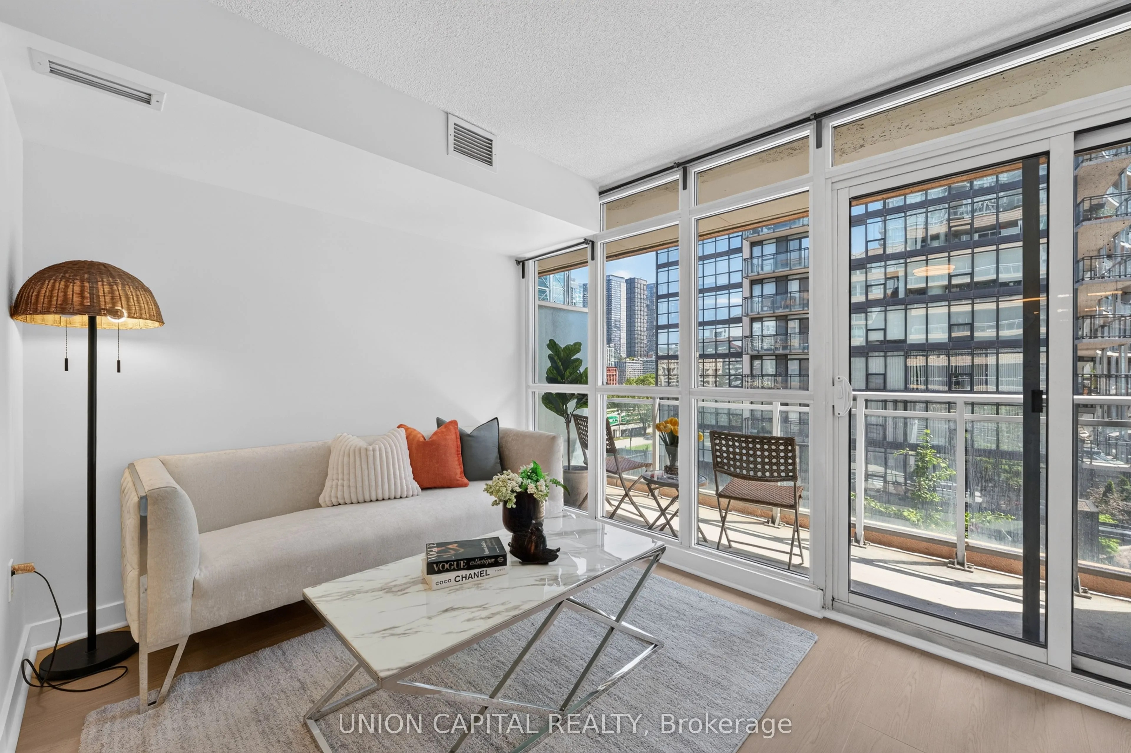 10 Capreol Court #551